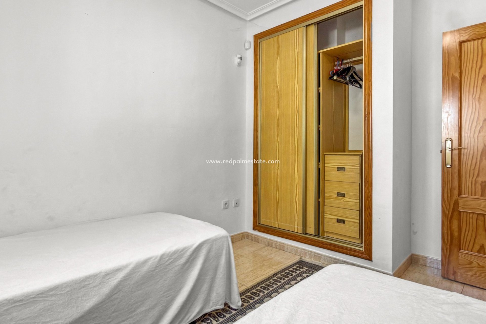 Revente - Appartement -
Orihuela Costa