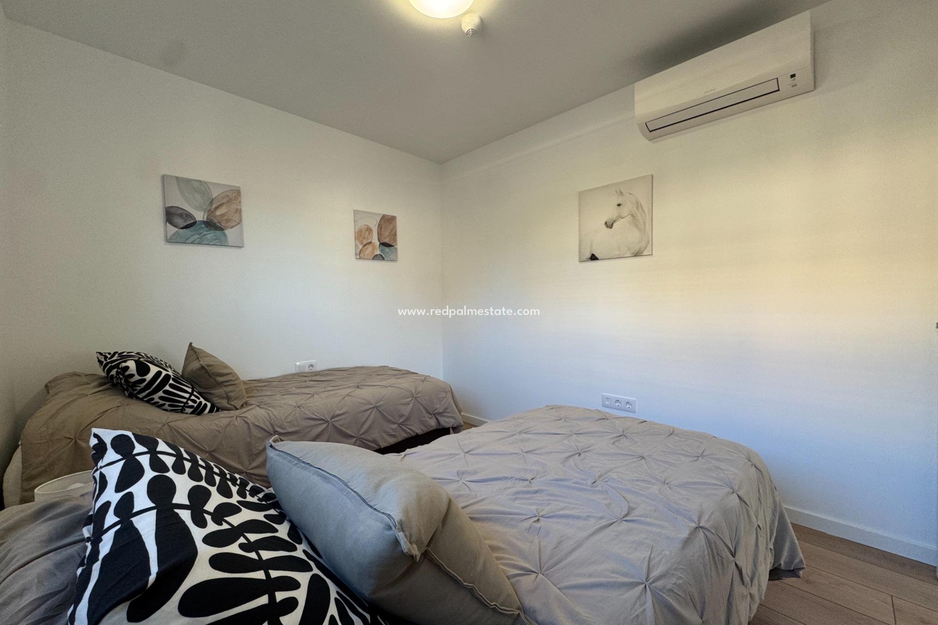 Revente - Appartement -
Pilar de la Horadada - Riomar