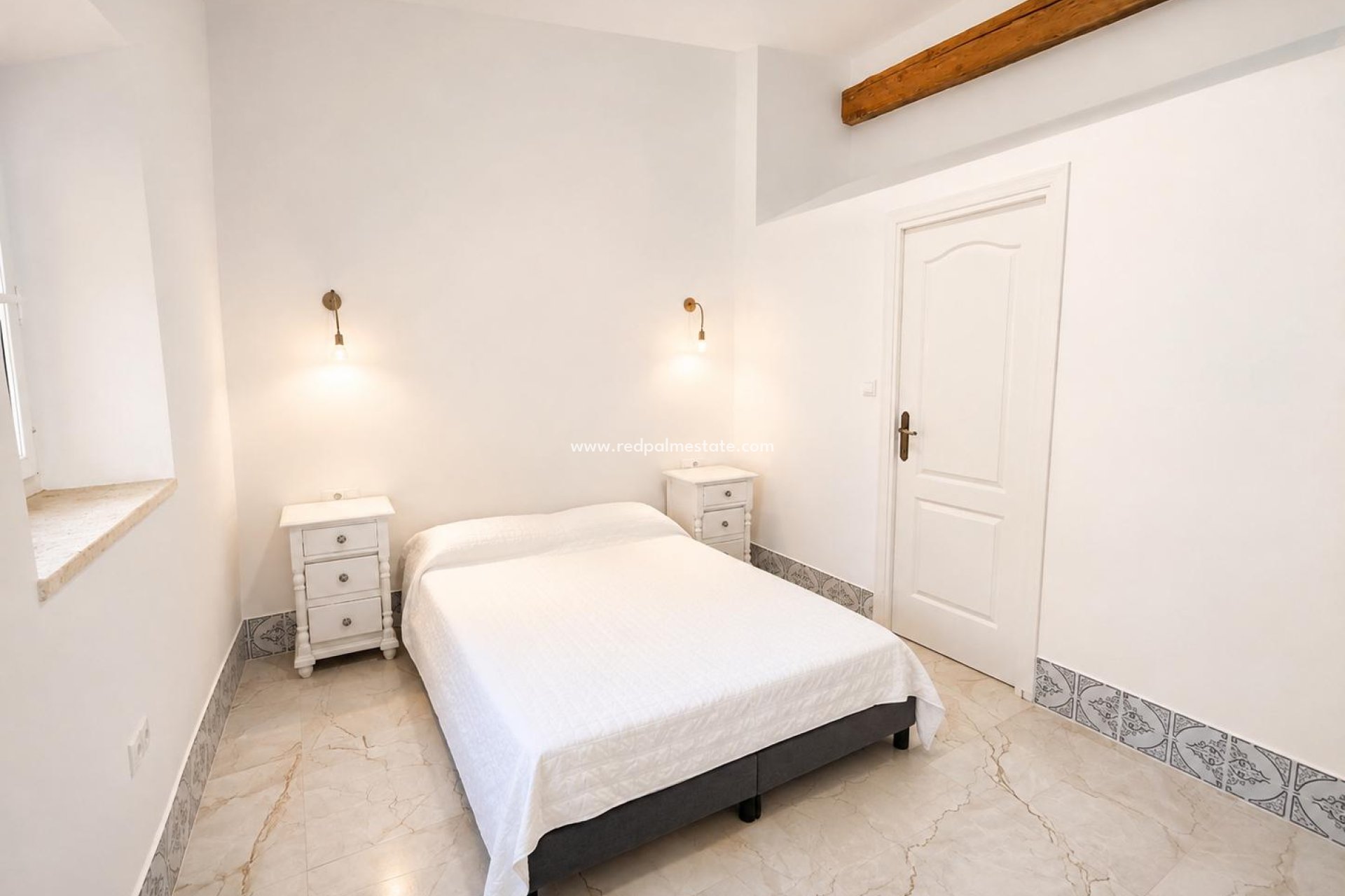 Revente - Appartement -
Pinoso - Inland