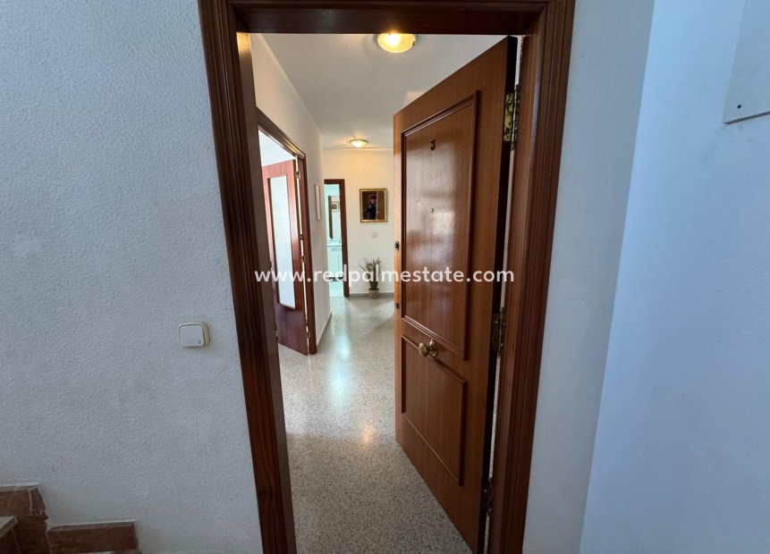 Revente - Appartement -
San Miguel de Salinas - Inland