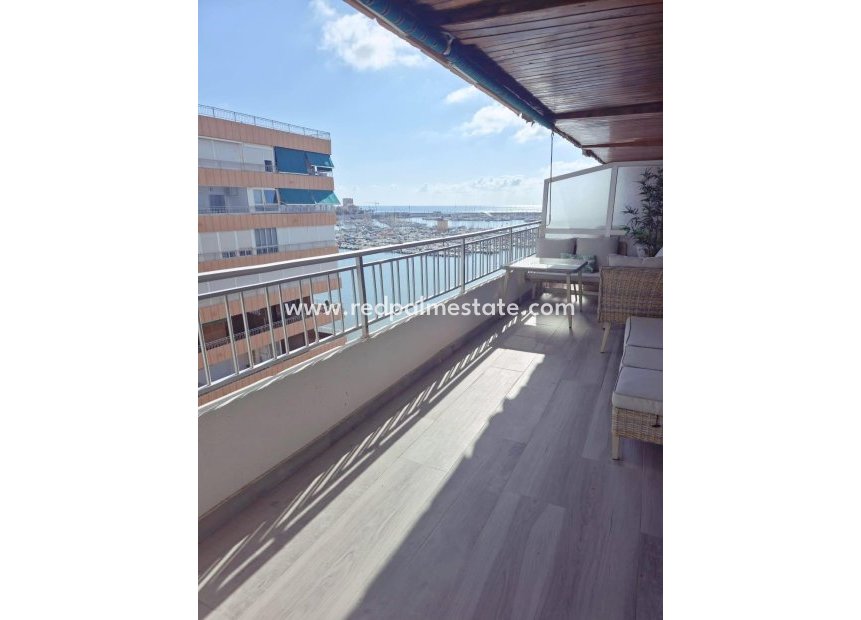 Revente - Appartement -
Torrevieja - Acequion