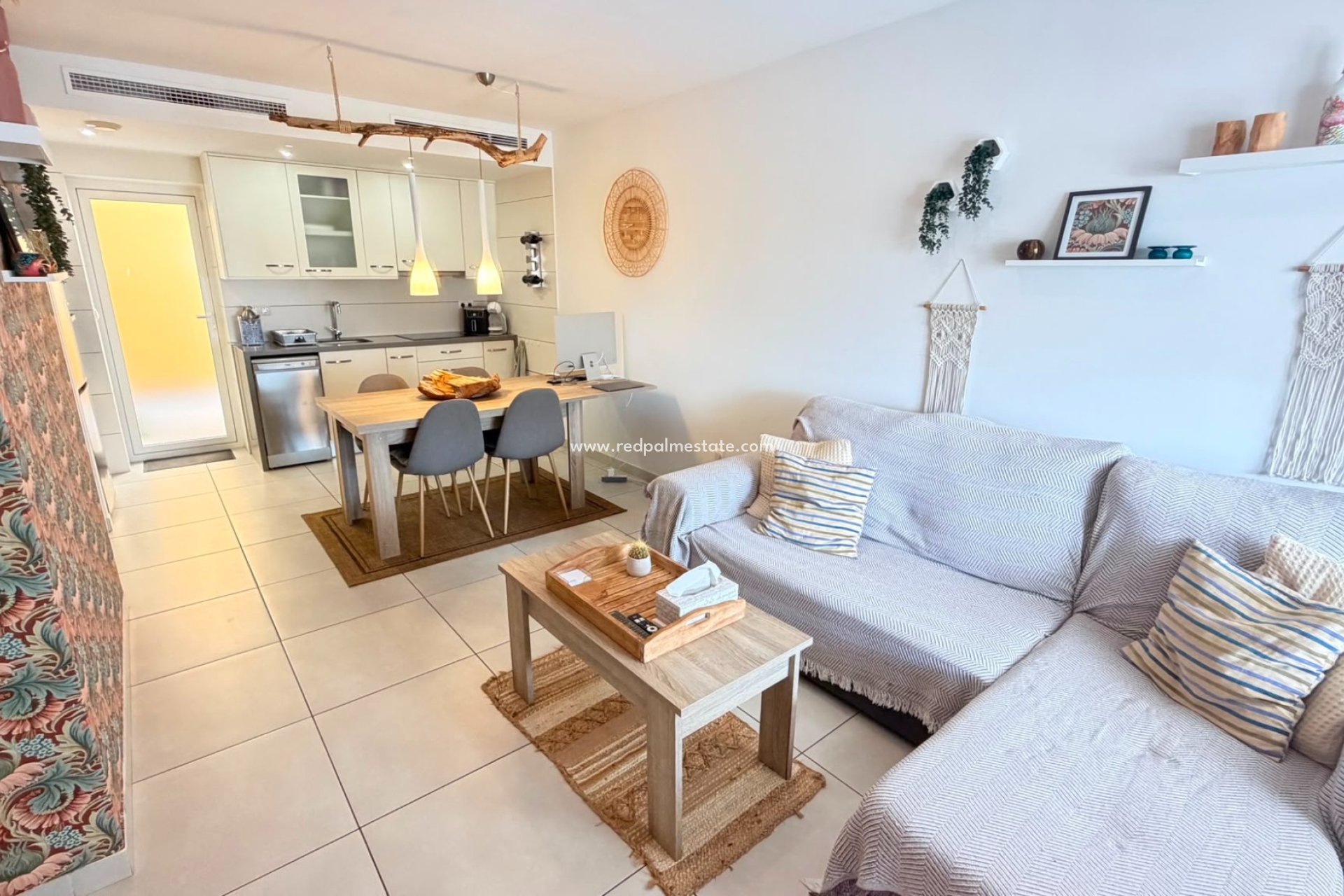 Revente - Appartement -
Torrevieja - Aguas Nueva