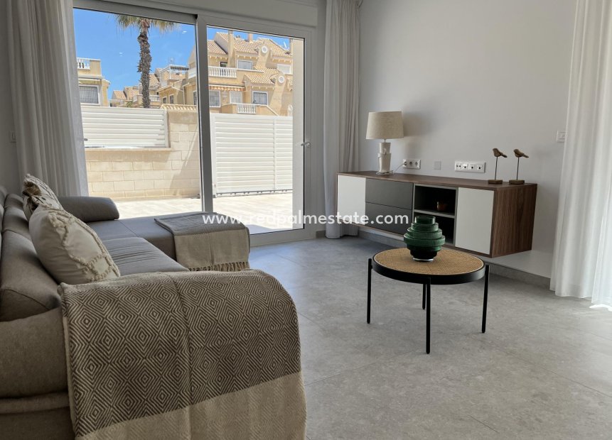 Revente - Appartement -
Torrevieja - Aguas Nuevas