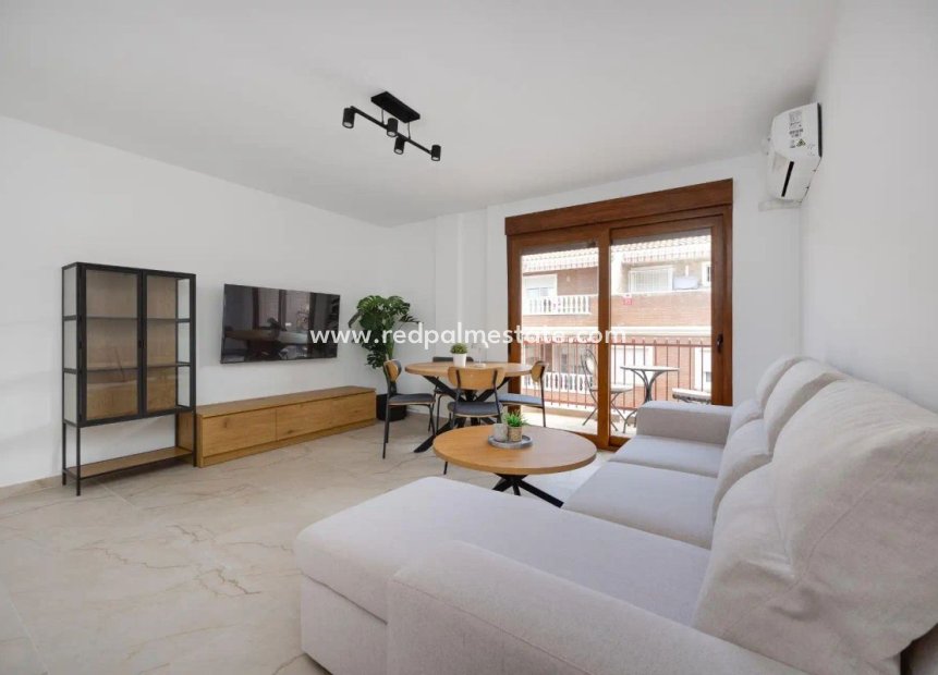 Revente - Appartement -
Torrevieja C