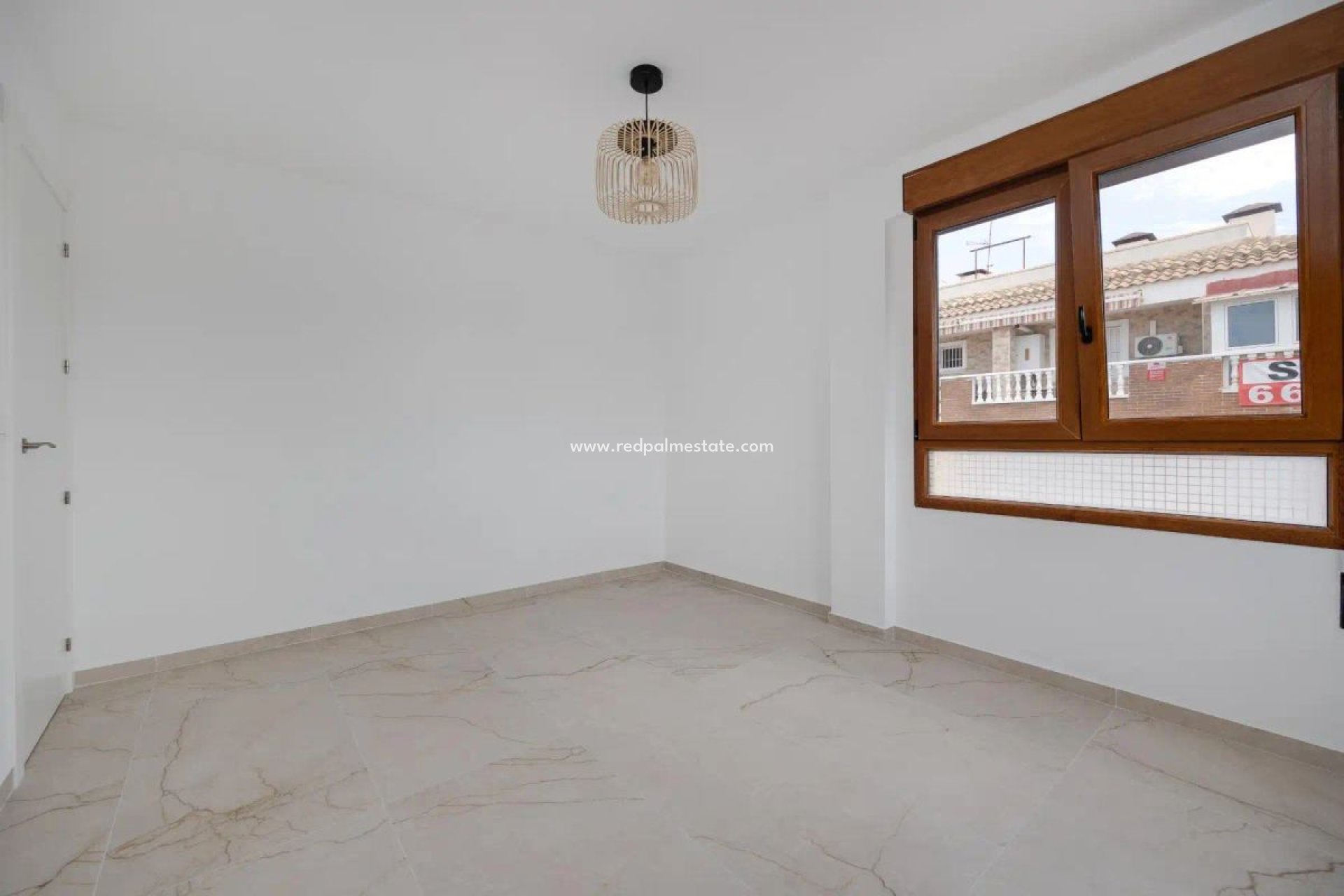 Revente - Appartement -
Torrevieja C