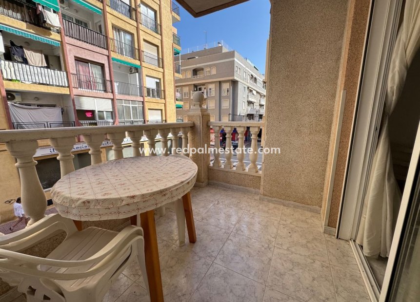 Revente - Appartement -
Torrevieja C