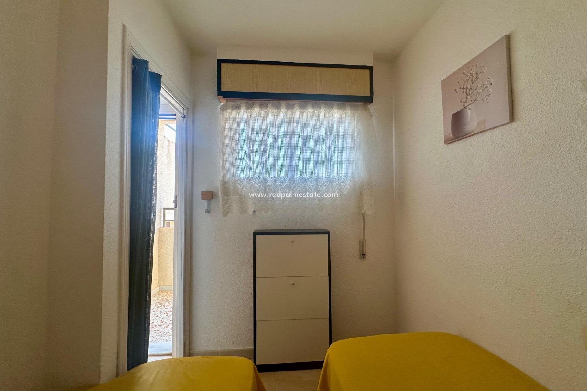Revente - Appartement -
Torrevieja - Cabo cervera