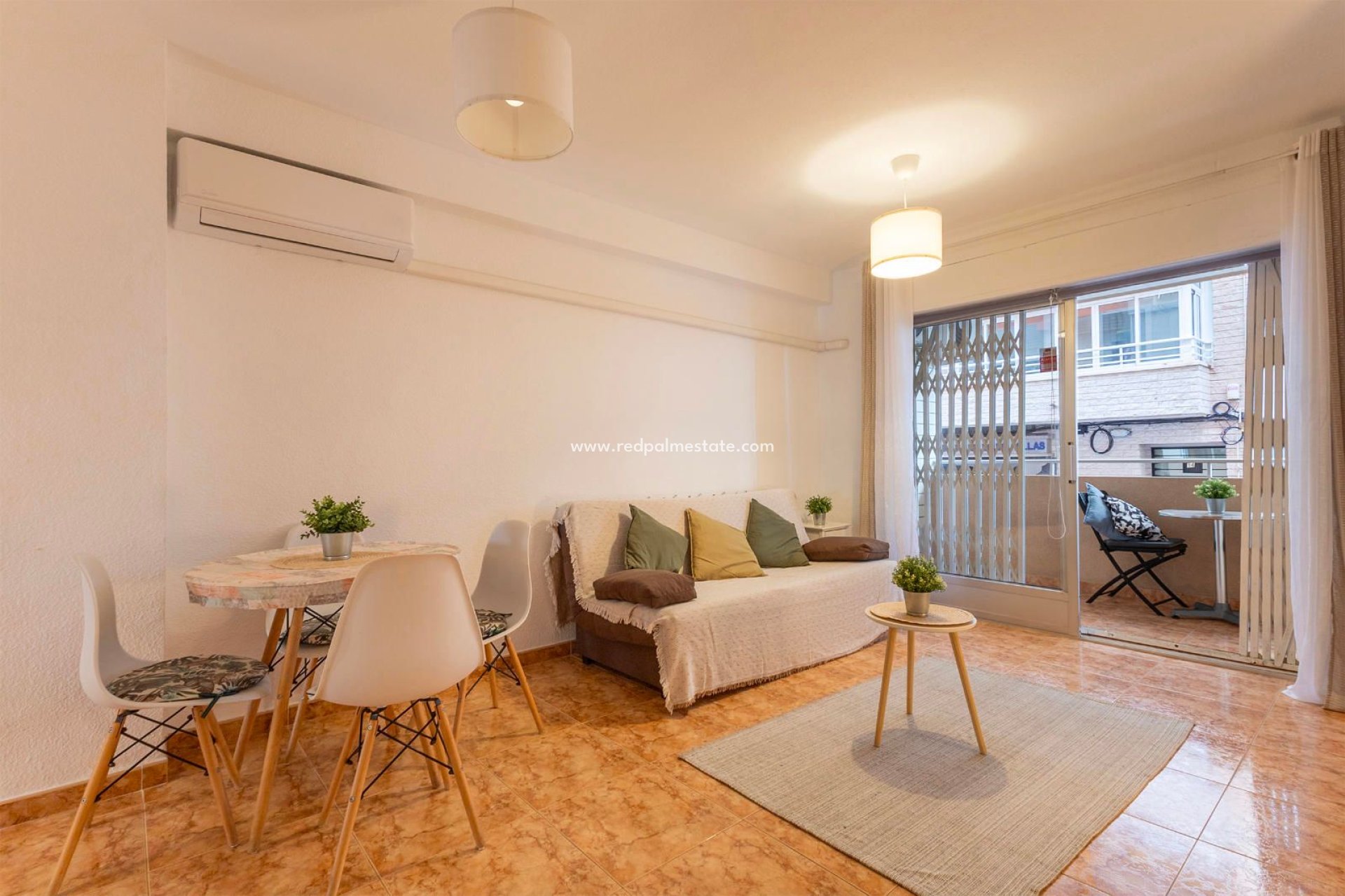 Revente - Appartement -
Torrevieja - Cabo cervera