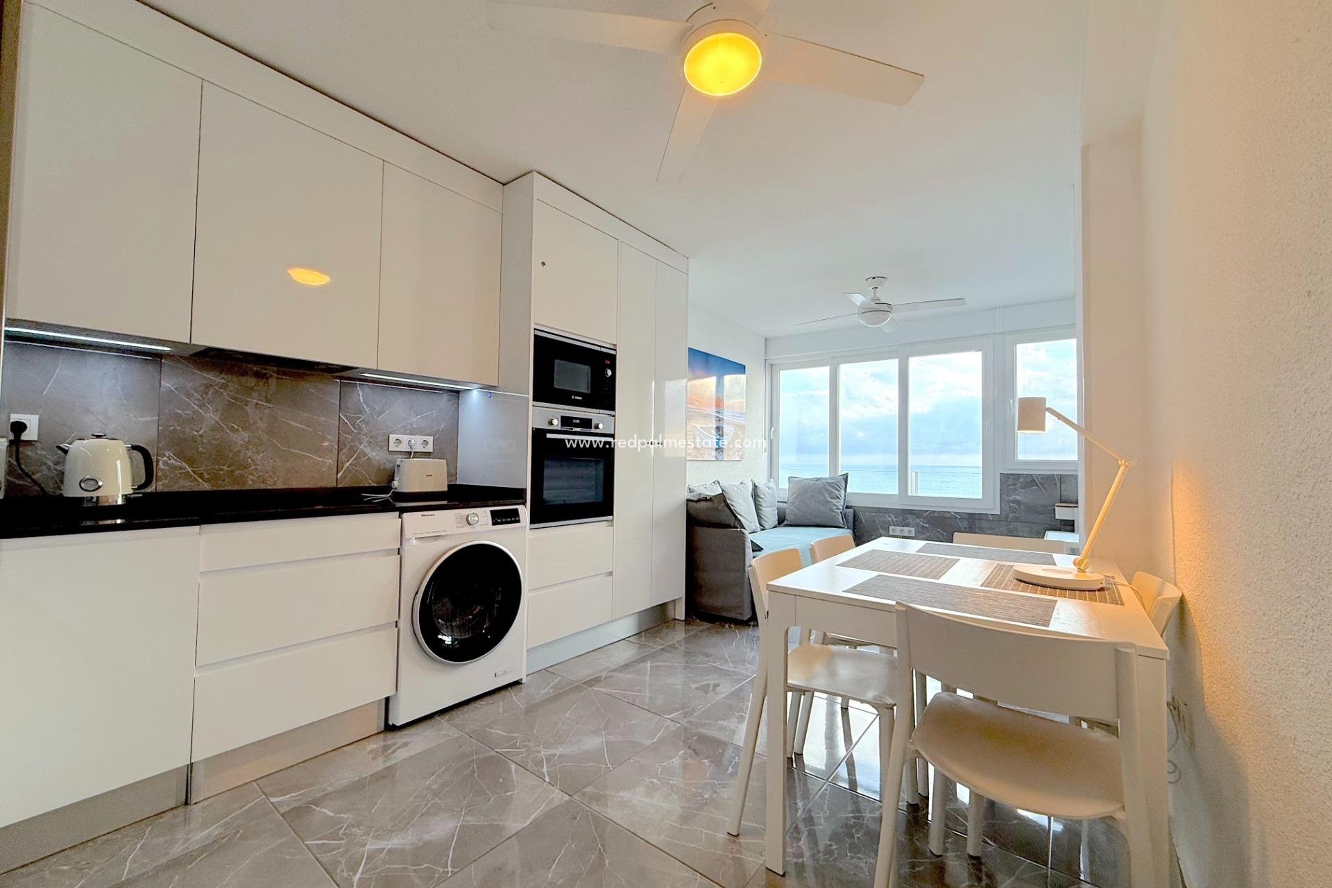 Revente - Appartement -
Torrevieja - Cabo cervera