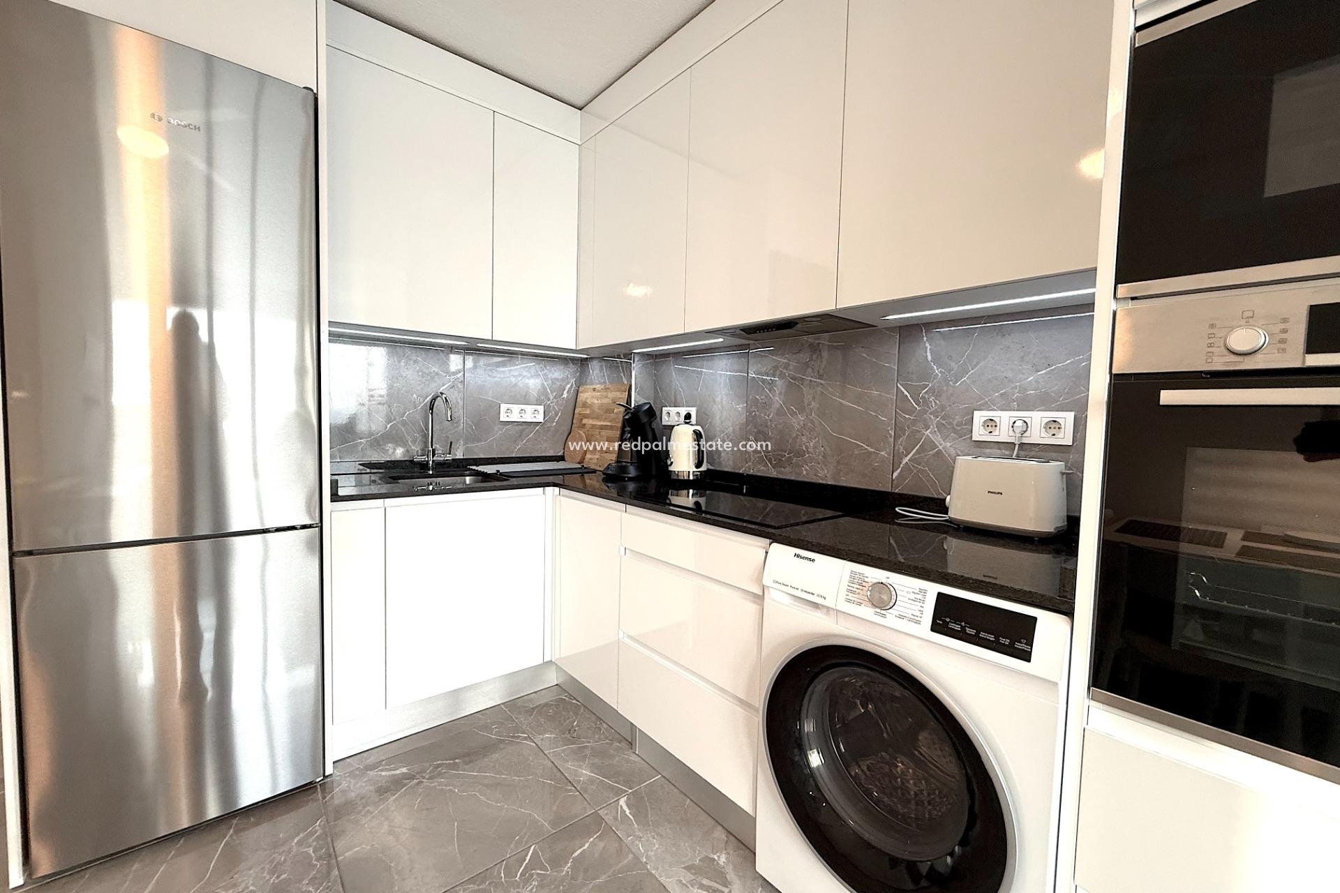 Revente - Appartement -
Torrevieja - Cabo cervera