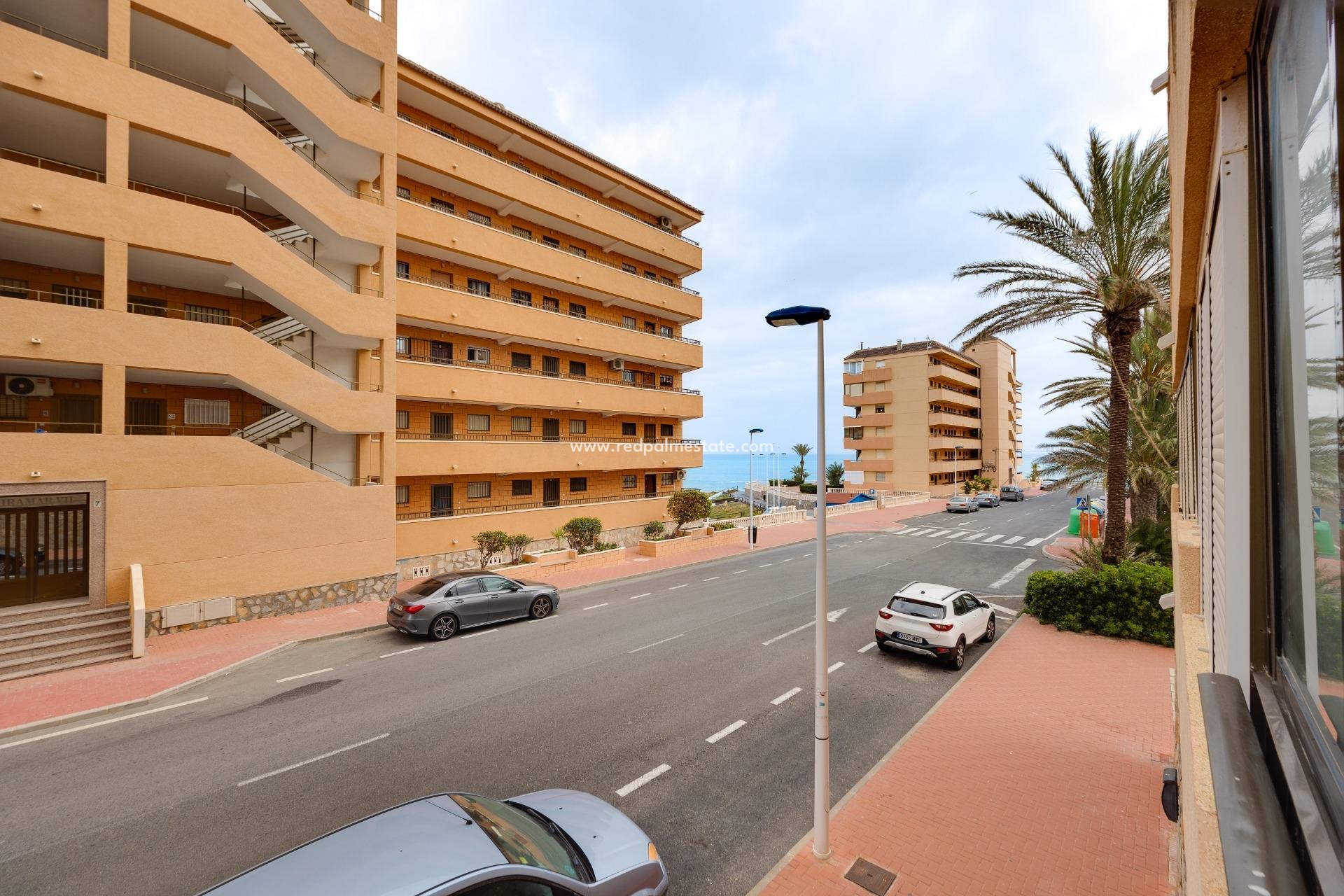 Revente - Appartement -
Torrevieja - Cabo cervera