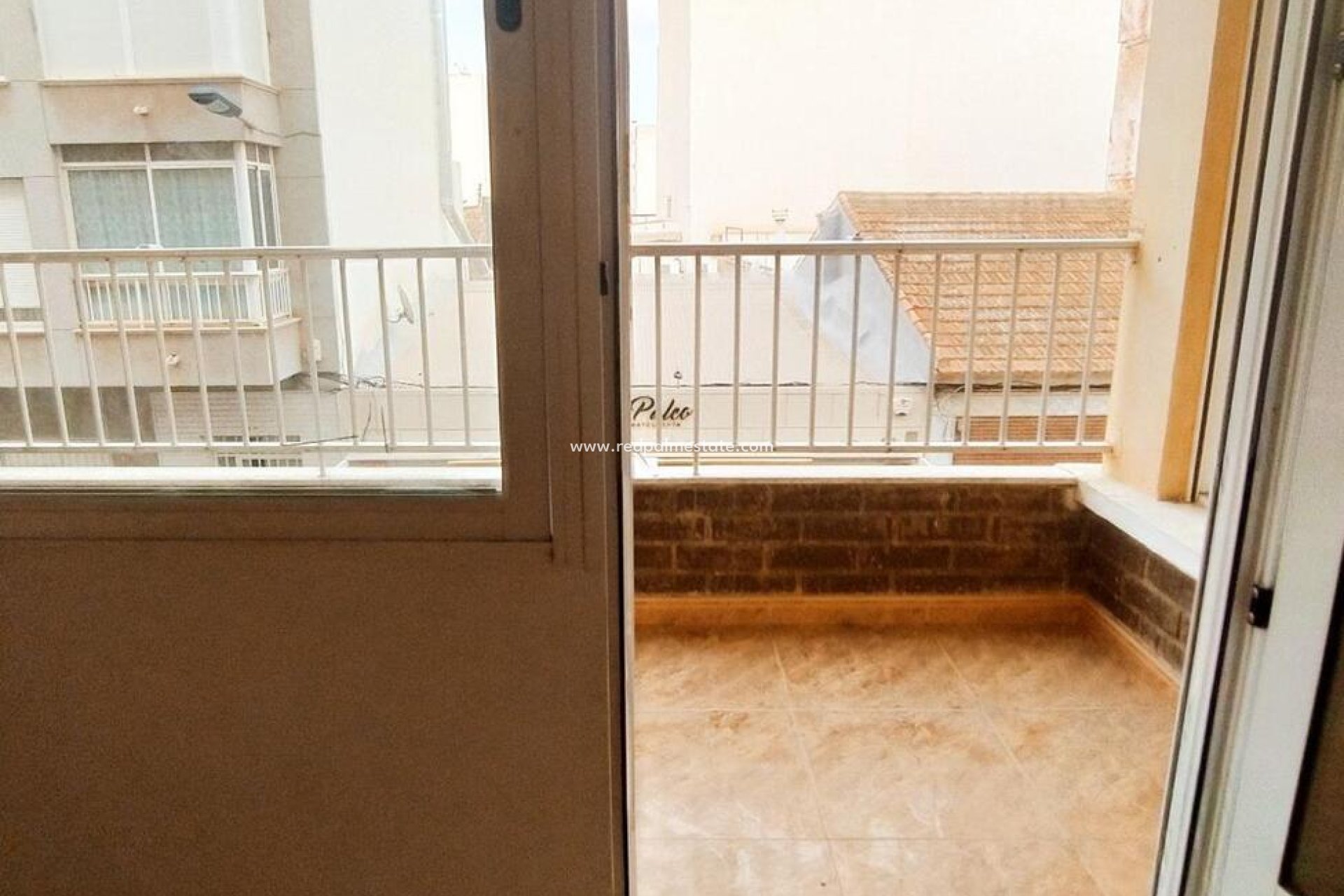 Revente - Appartement -
Torrevieja - Center