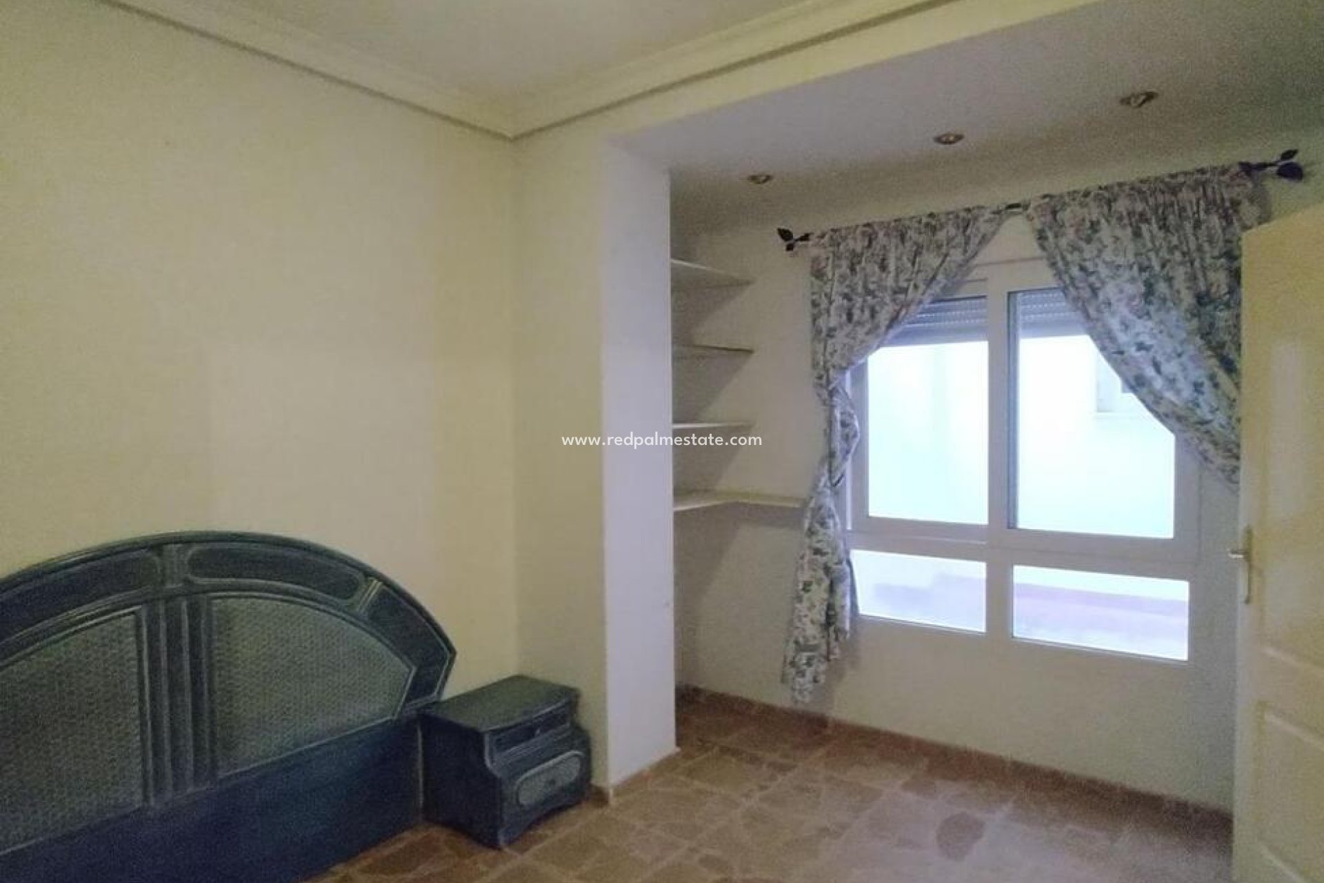 Revente - Appartement -
Torrevieja - Center