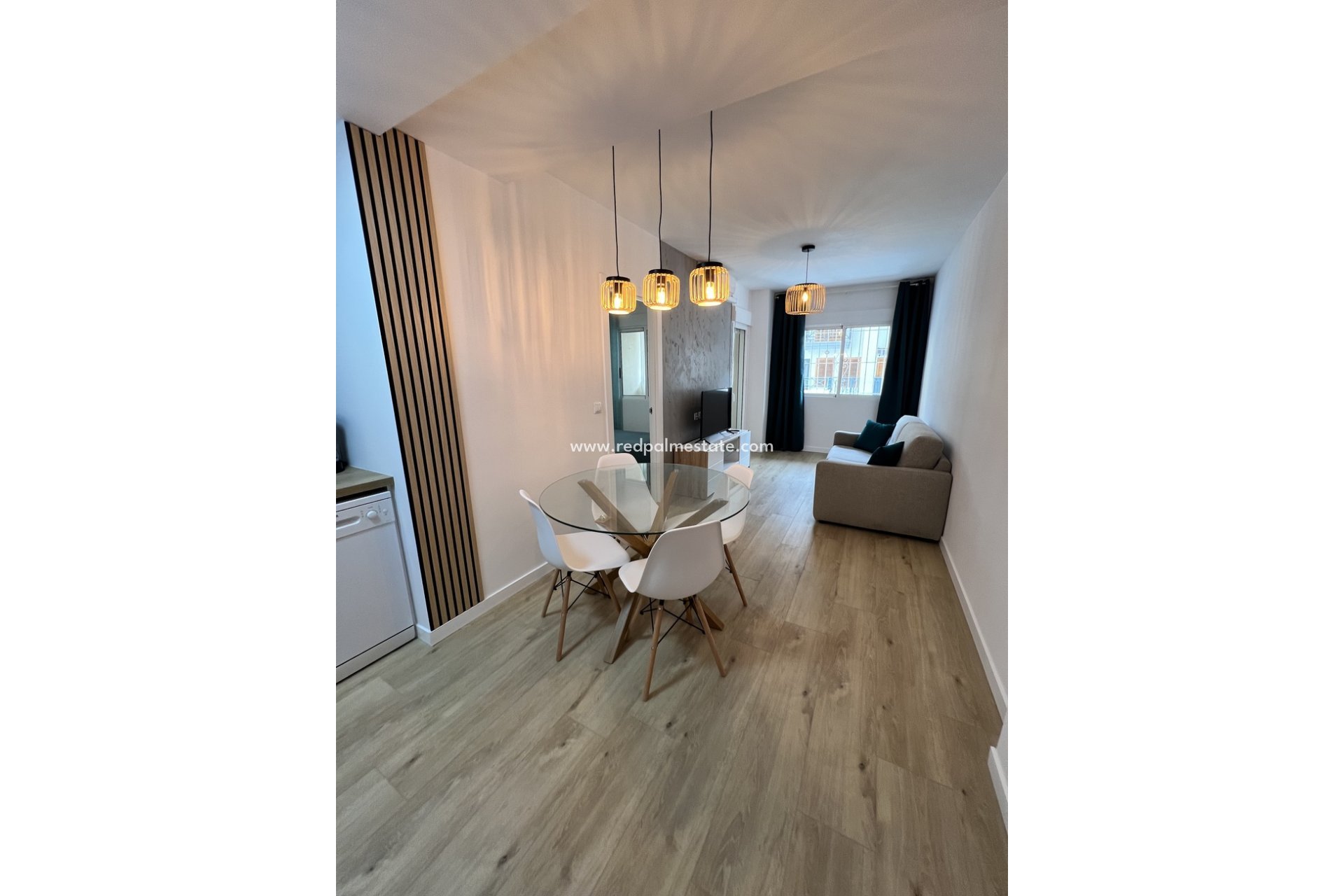 Revente - Appartement -
Torrevieja - Center