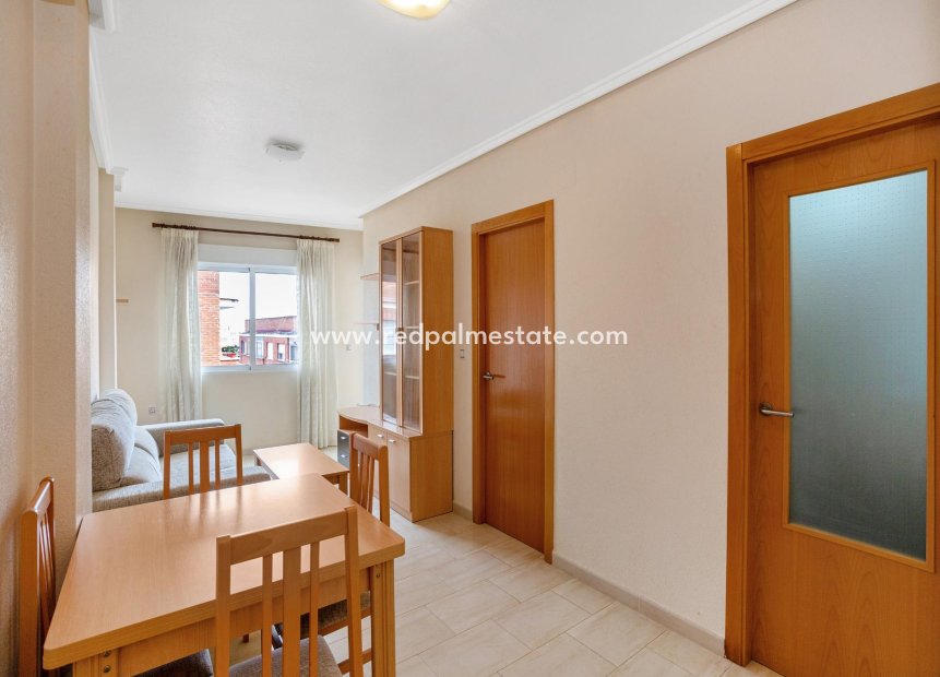 Revente - Appartement -
Torrevieja - Center