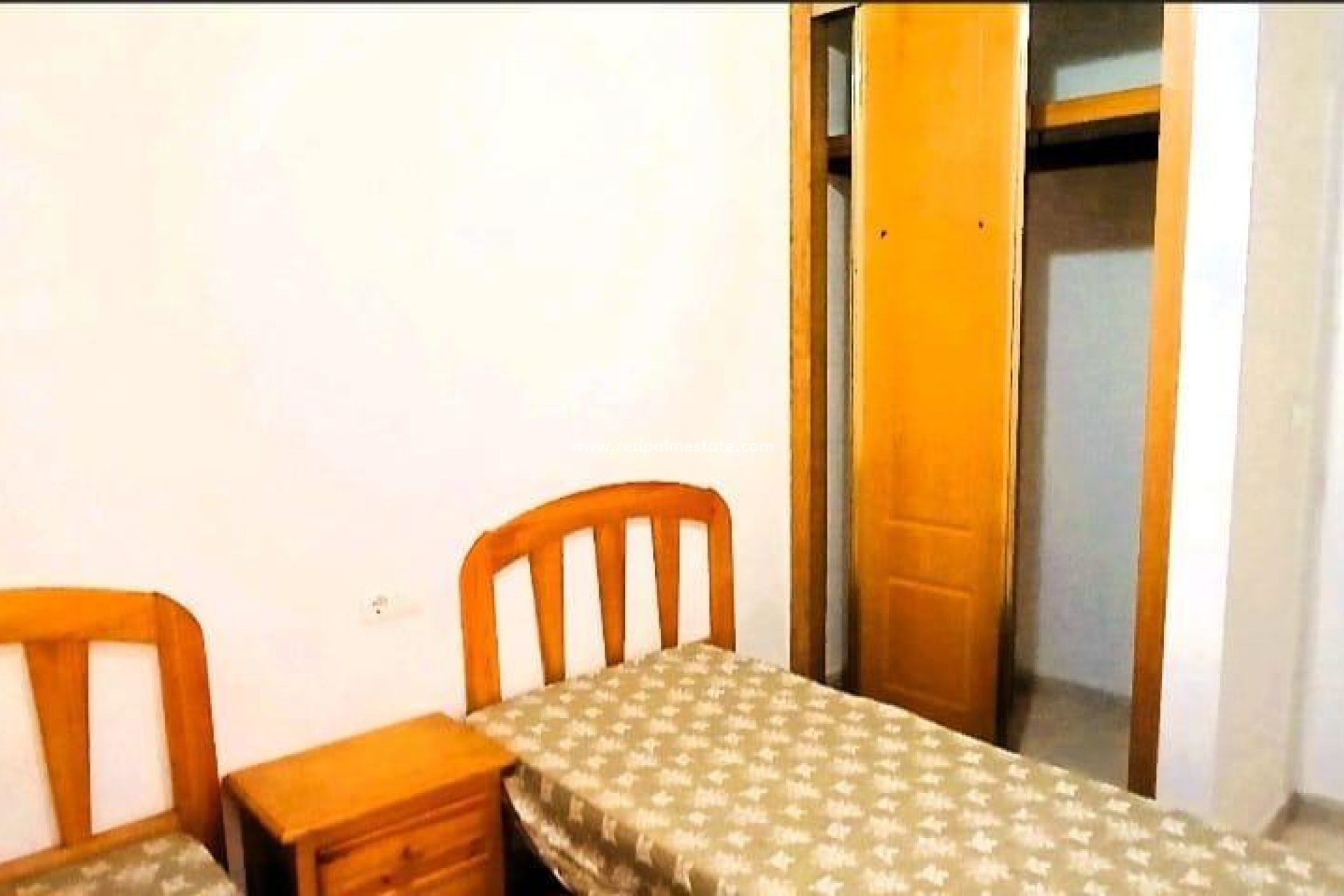 Revente - Appartement -
Torrevieja - Center