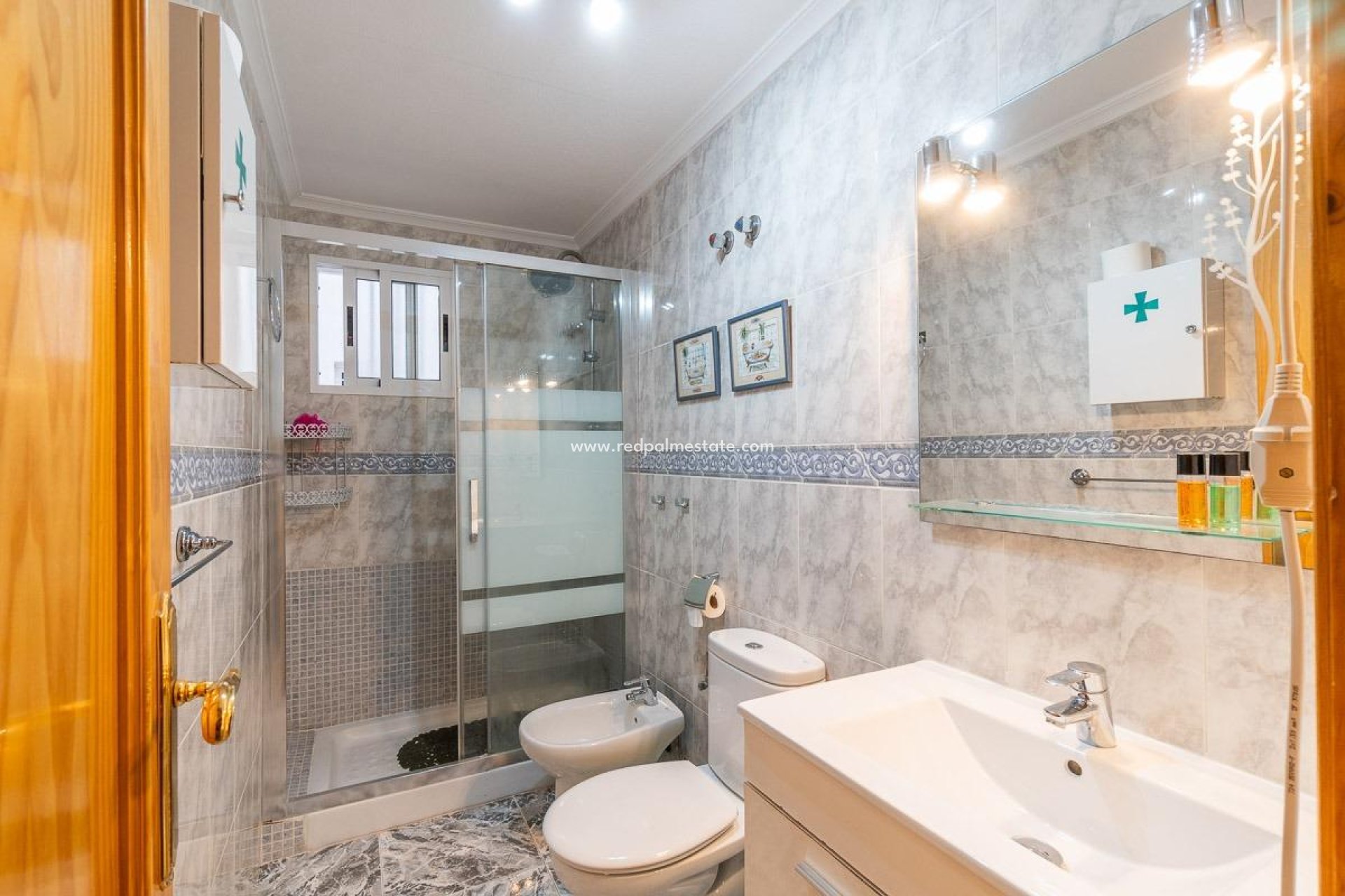 Revente - Appartement -
Torrevieja - Center