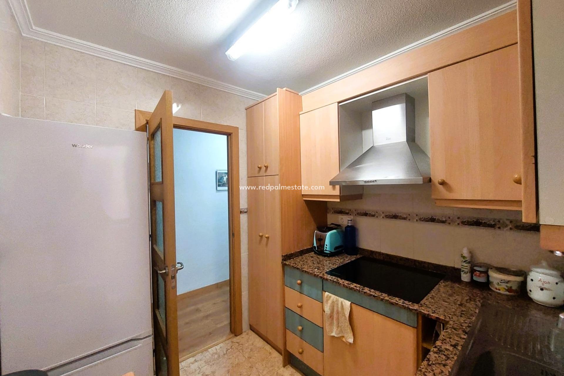 Revente - Appartement -
Torrevieja - Center