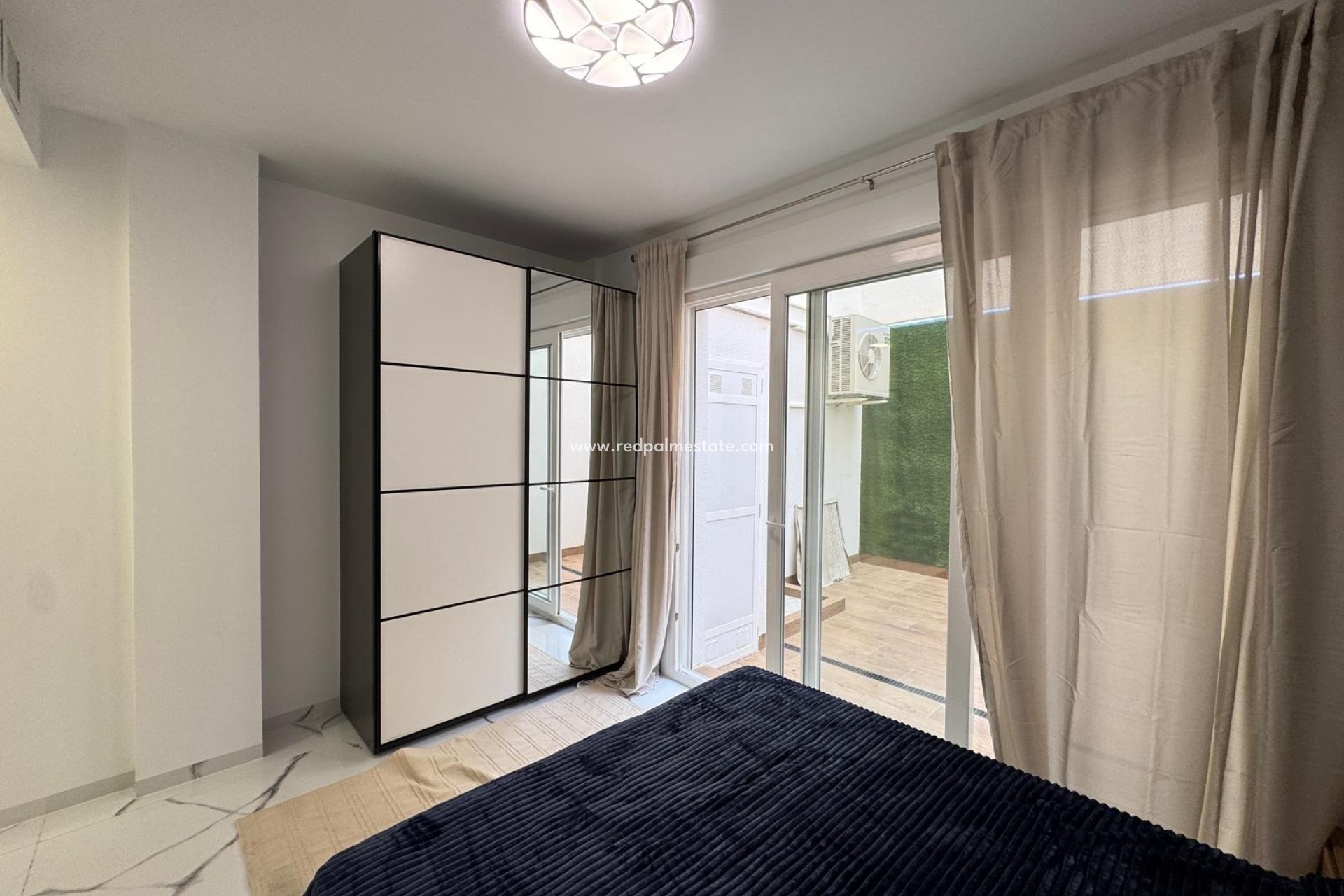 Revente - Appartement -
Torrevieja - Centro Torrevieja