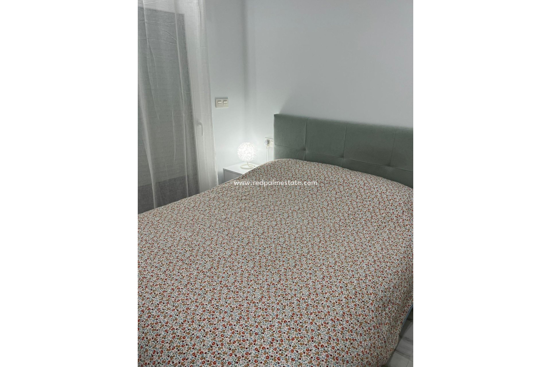 Revente - Appartement -
Torrevieja - Centro Torrevieja