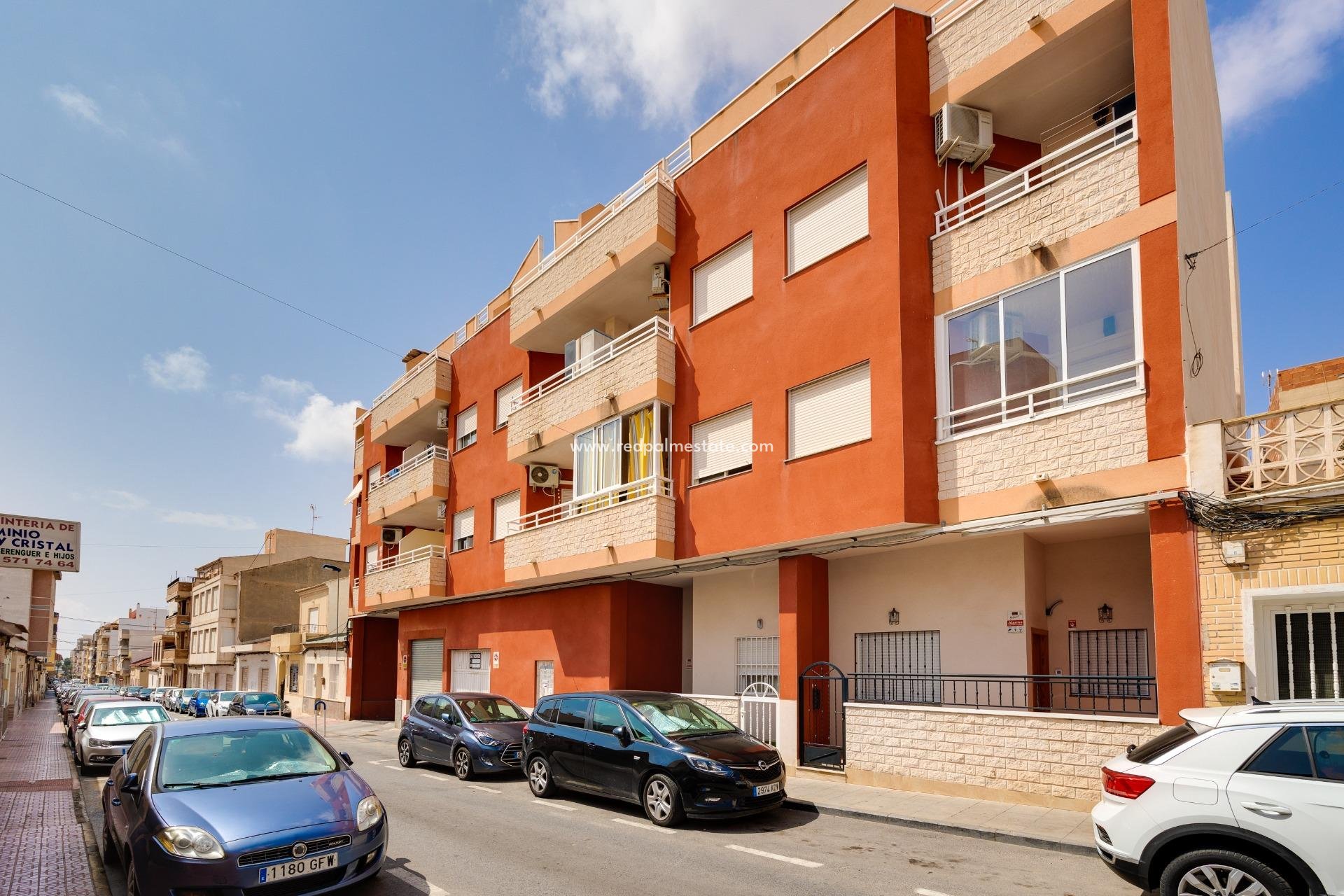 Revente - Appartement -
Torrevieja - Centro Torrevieja