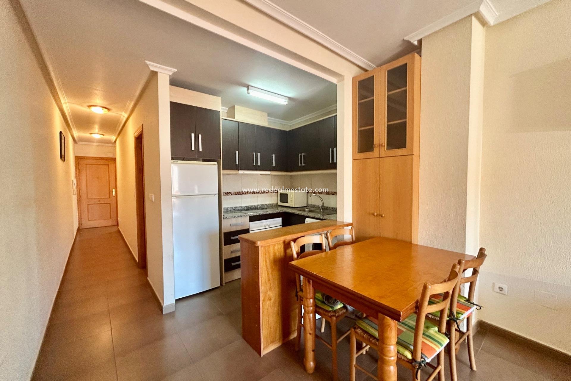 Revente - Appartement -
Torrevieja - Centro Torrevieja