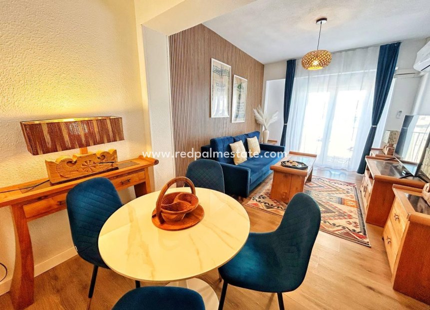 Revente - Appartement -
Torrevieja - Centro Torrevieja