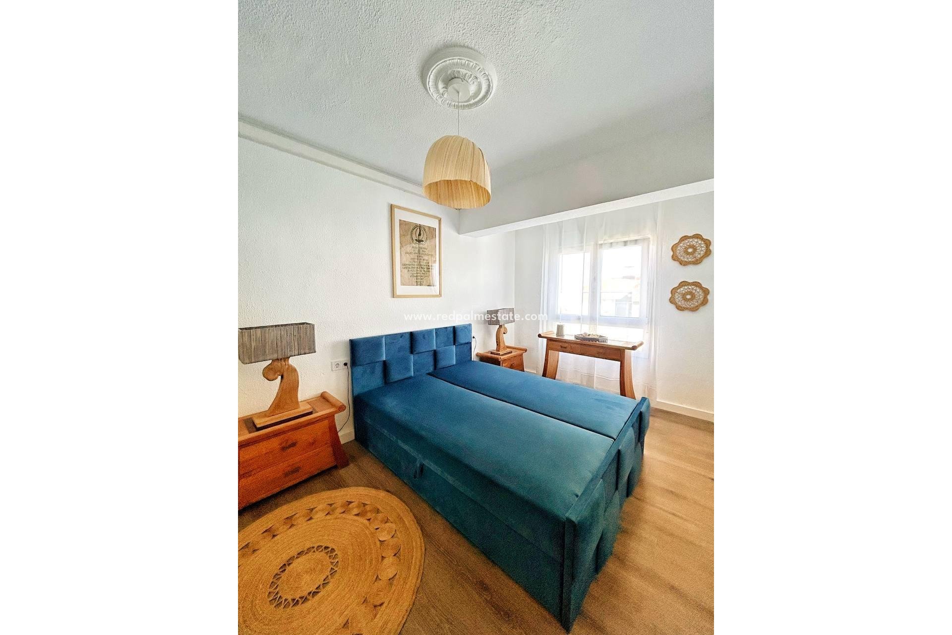 Revente - Appartement -
Torrevieja - Centro Torrevieja