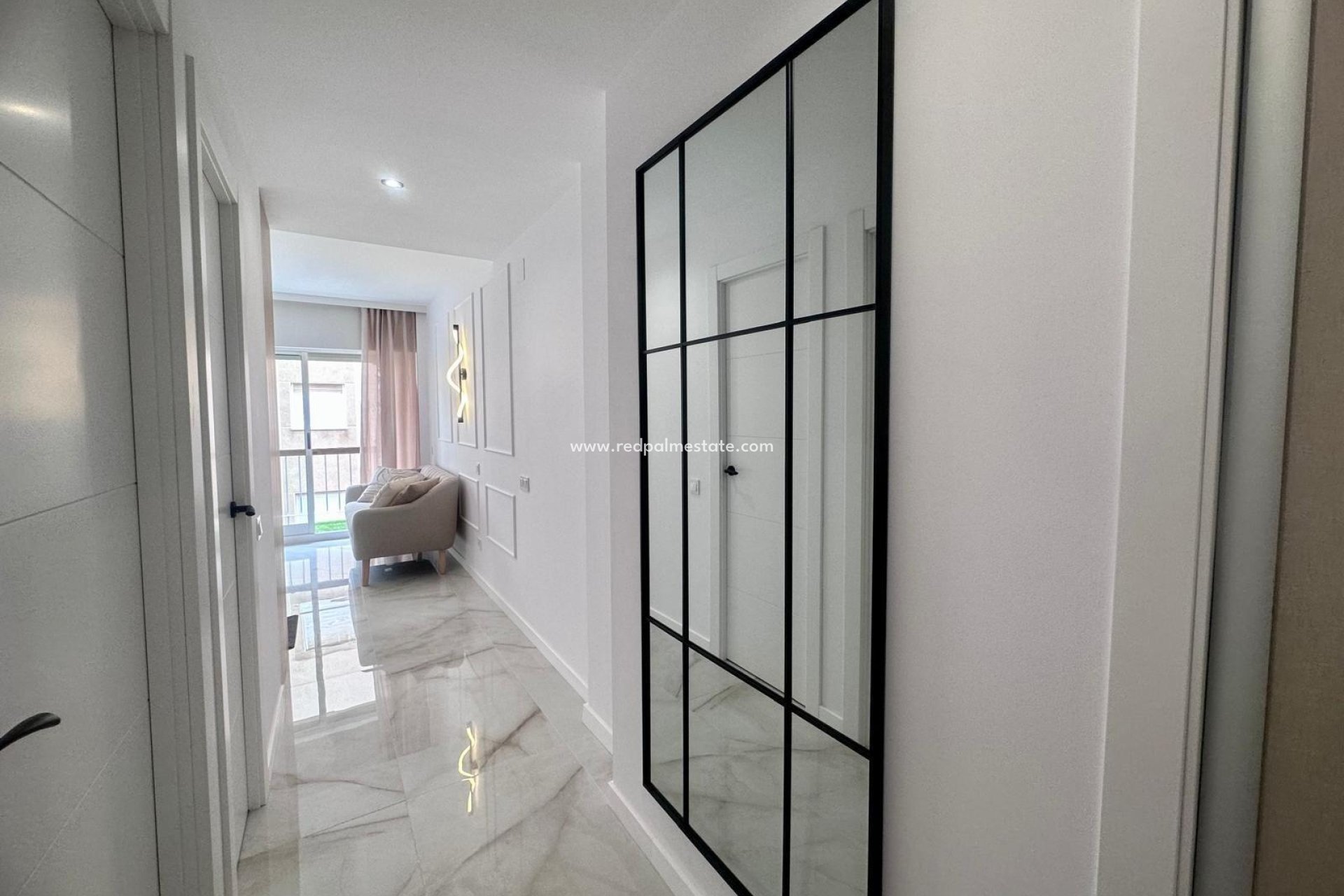Revente - Appartement -
Torrevieja - Centro Torrevieja