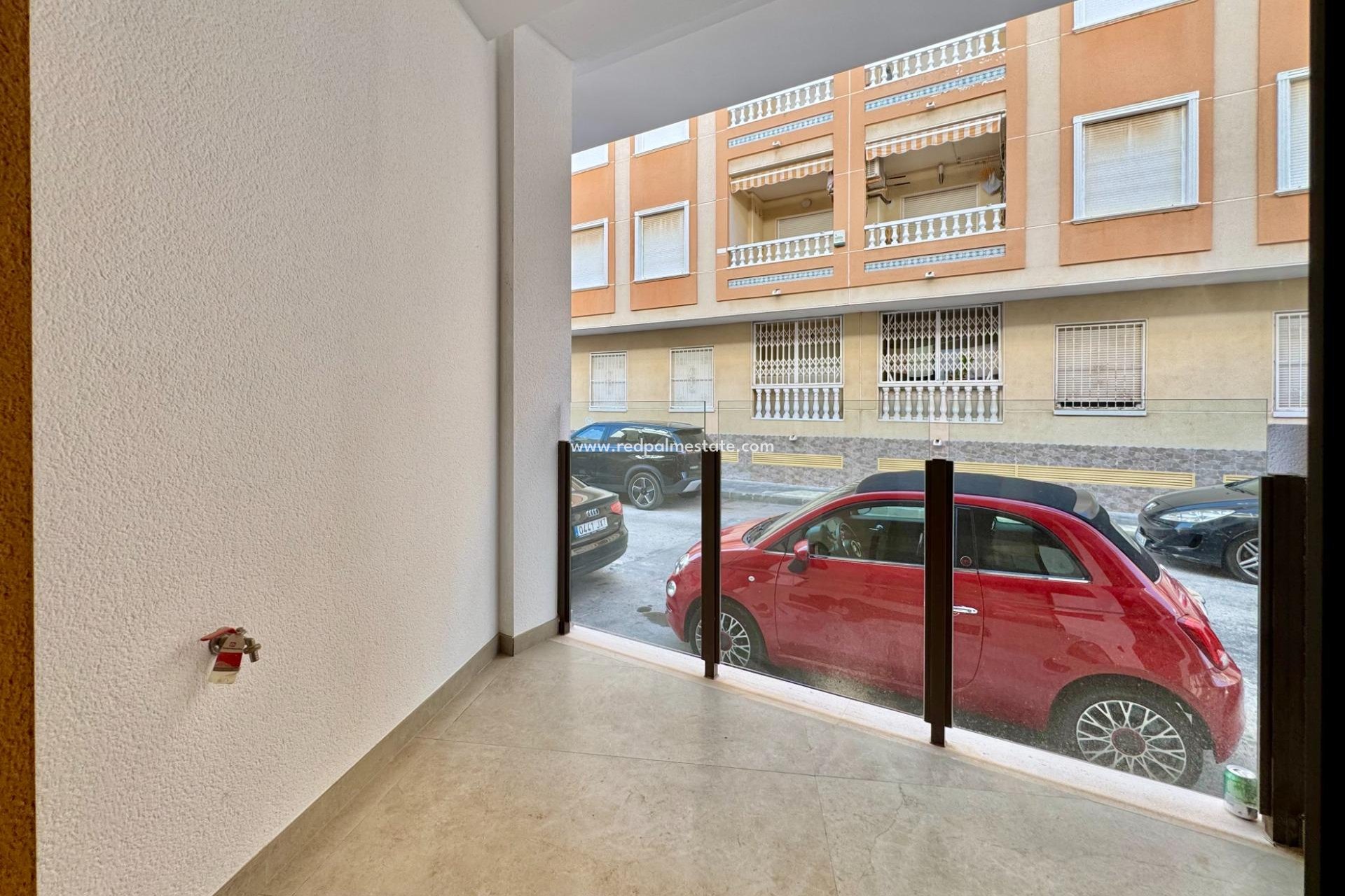 Revente - Appartement -
Torrevieja - Centro Torrevieja
