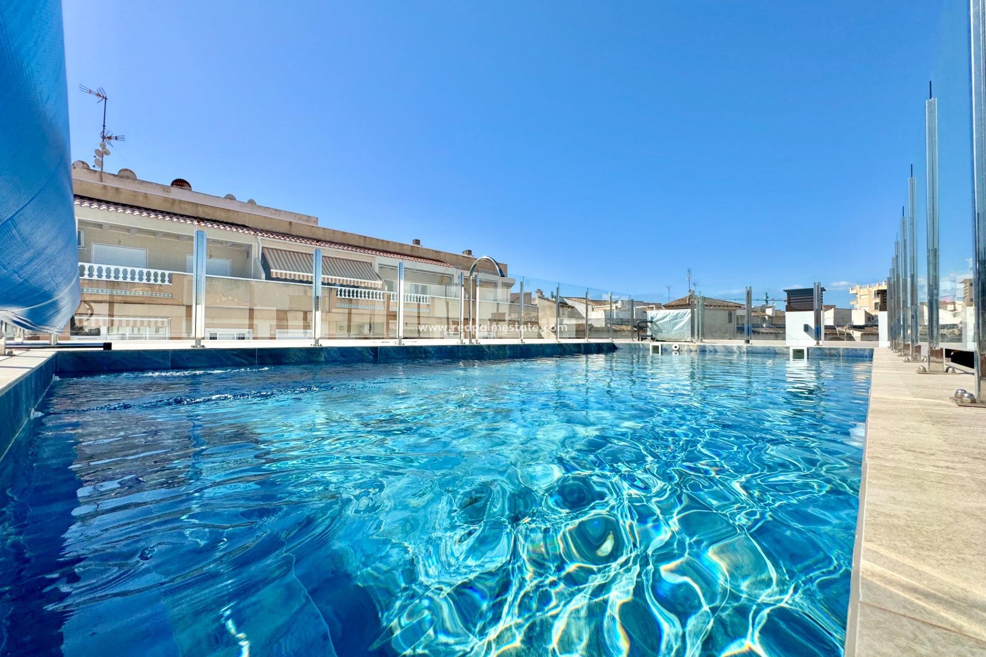 Revente - Appartement -
Torrevieja - Centro Torrevieja