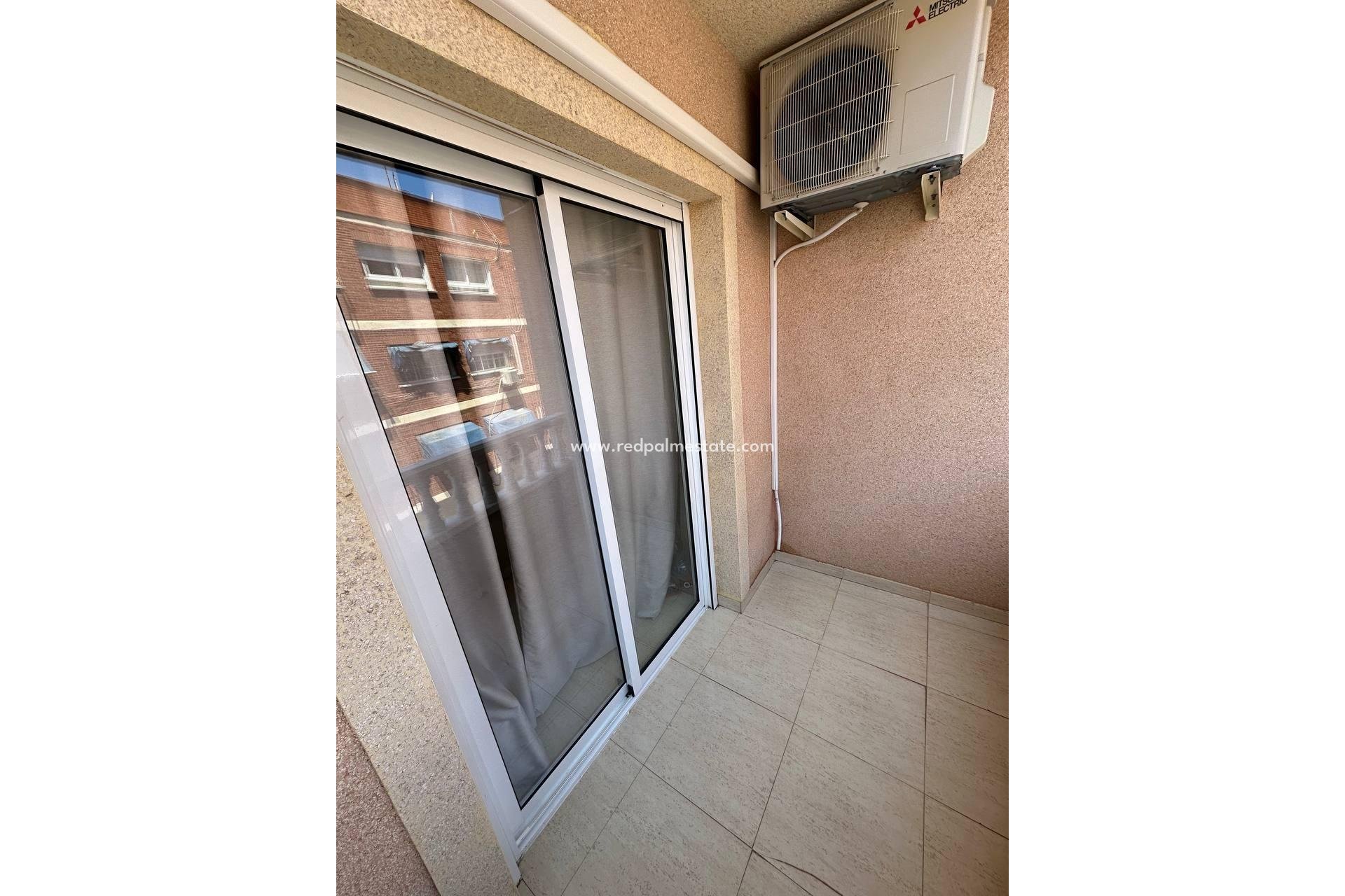 Revente - Appartement -
Torrevieja - Centro Torrevieja