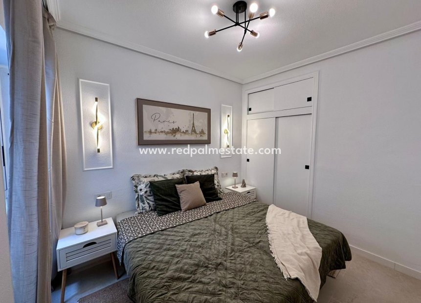Revente - Appartement -
Torrevieja - Centro Torrevieja