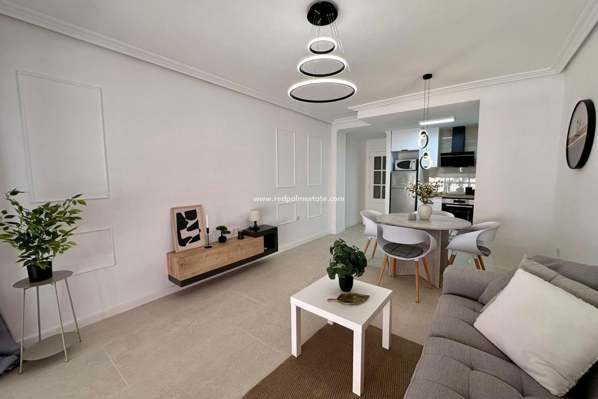 Revente - Appartement -
Torrevieja - Centro Torrevieja