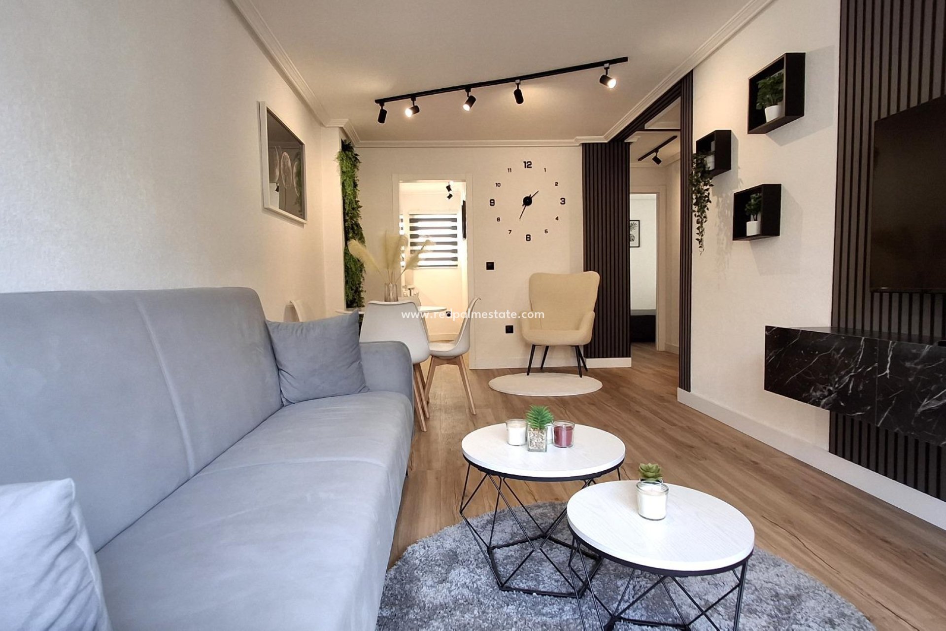 Revente - Appartement -
Torrevieja - Centro Torrevieja
