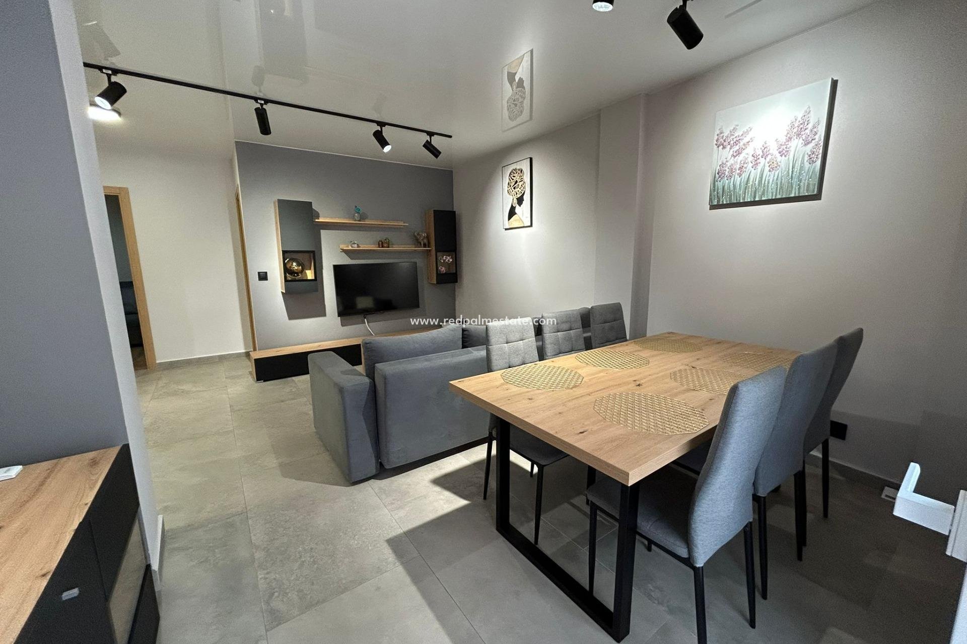 Revente - Appartement -
Torrevieja - Centro Torrevieja
