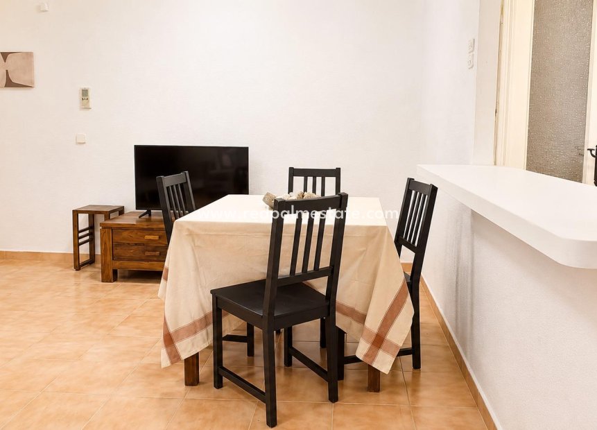 Revente - Appartement -
Torrevieja - Centro Torrevieja