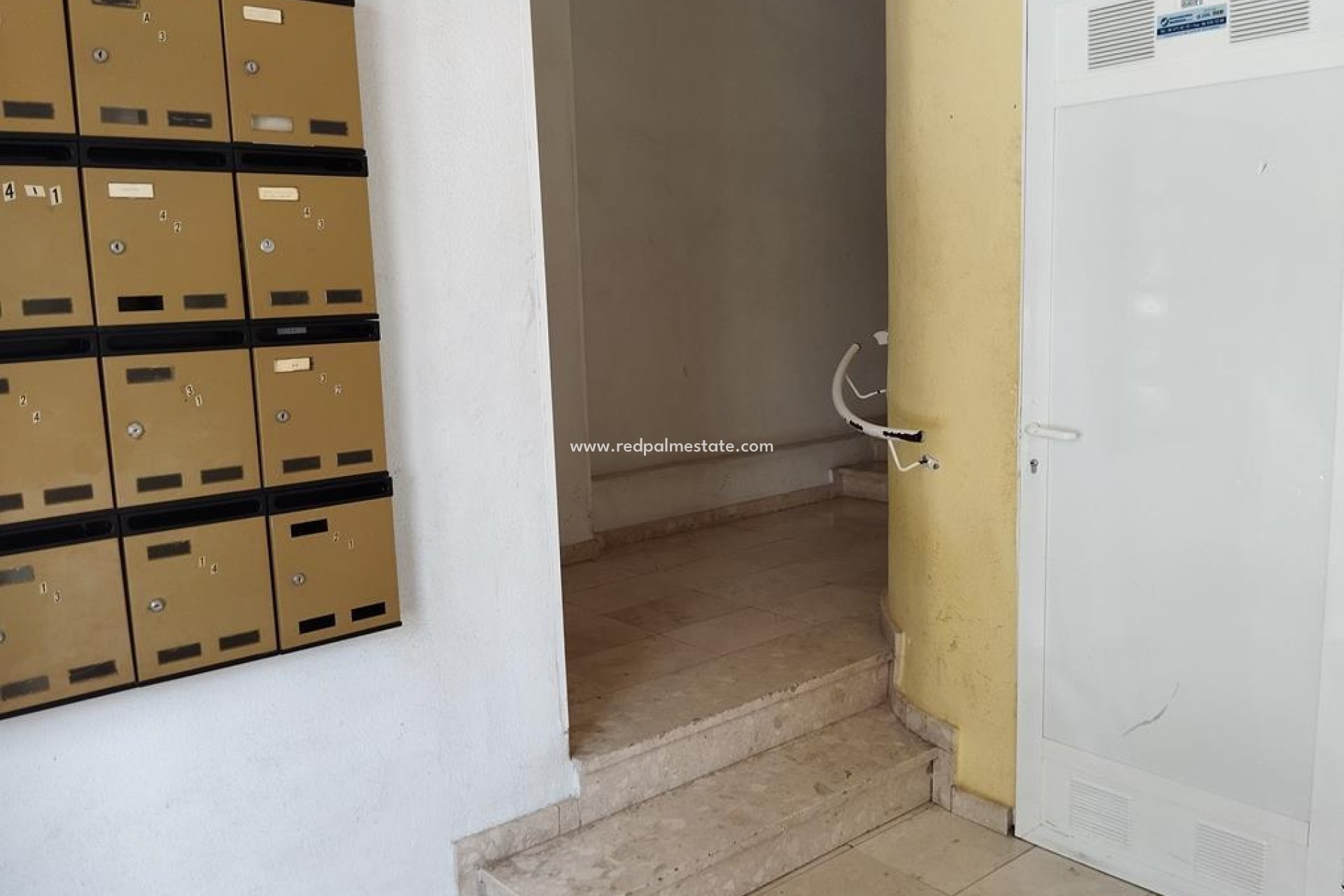Revente - Appartement -
Torrevieja - Centro Torrevieja