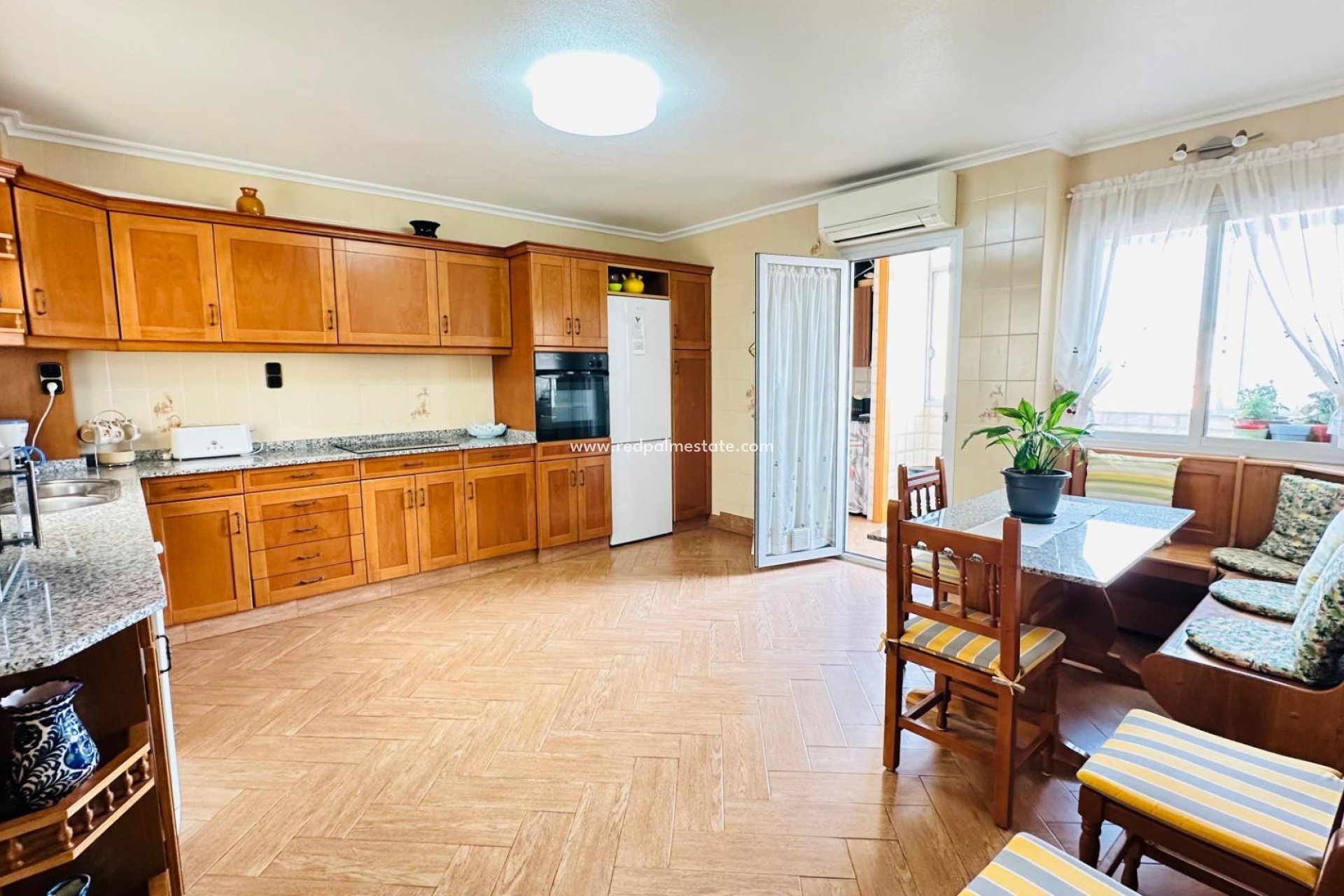 Revente - Appartement -
Torrevieja - Centro Torrevieja