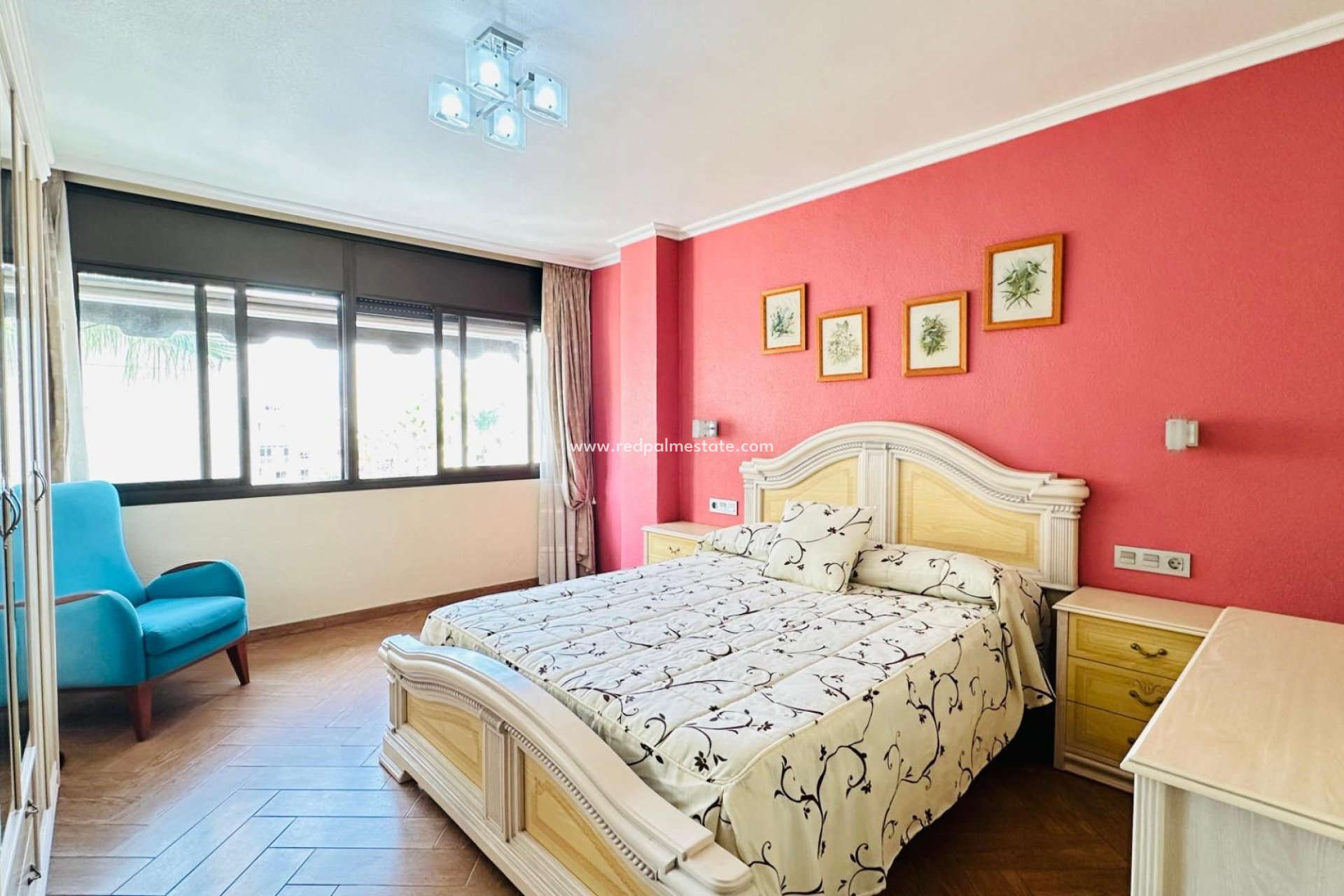 Revente - Appartement -
Torrevieja - Centro Torrevieja