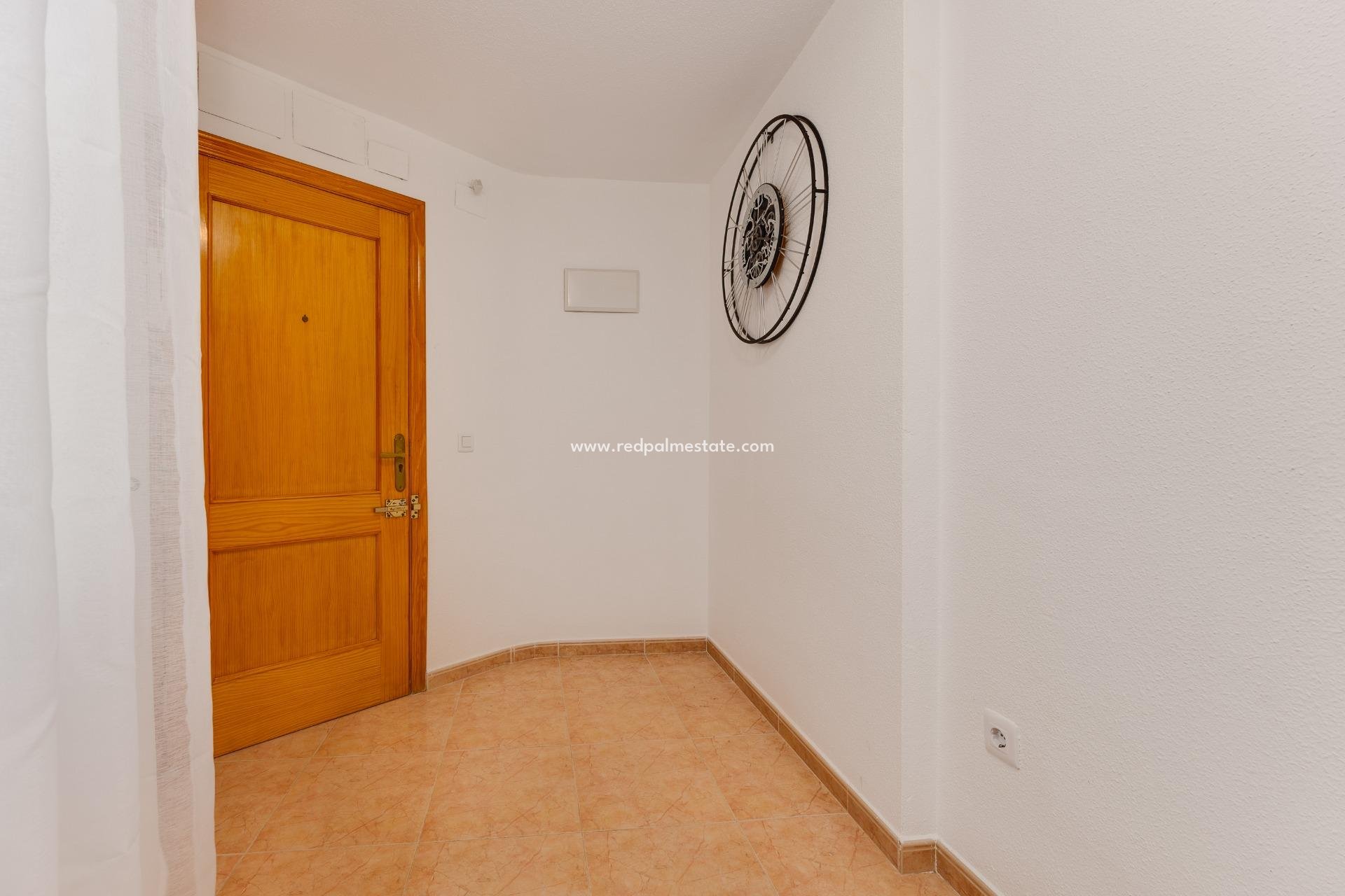 Revente - Appartement -
Torrevieja - Centro Torrevieja
