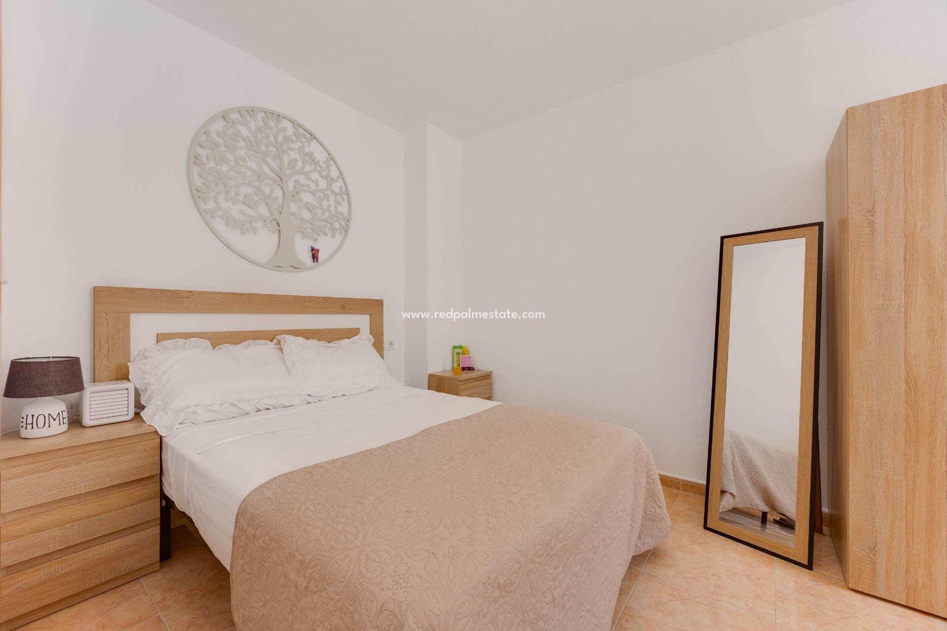 Revente - Appartement -
Torrevieja - Centro Torrevieja