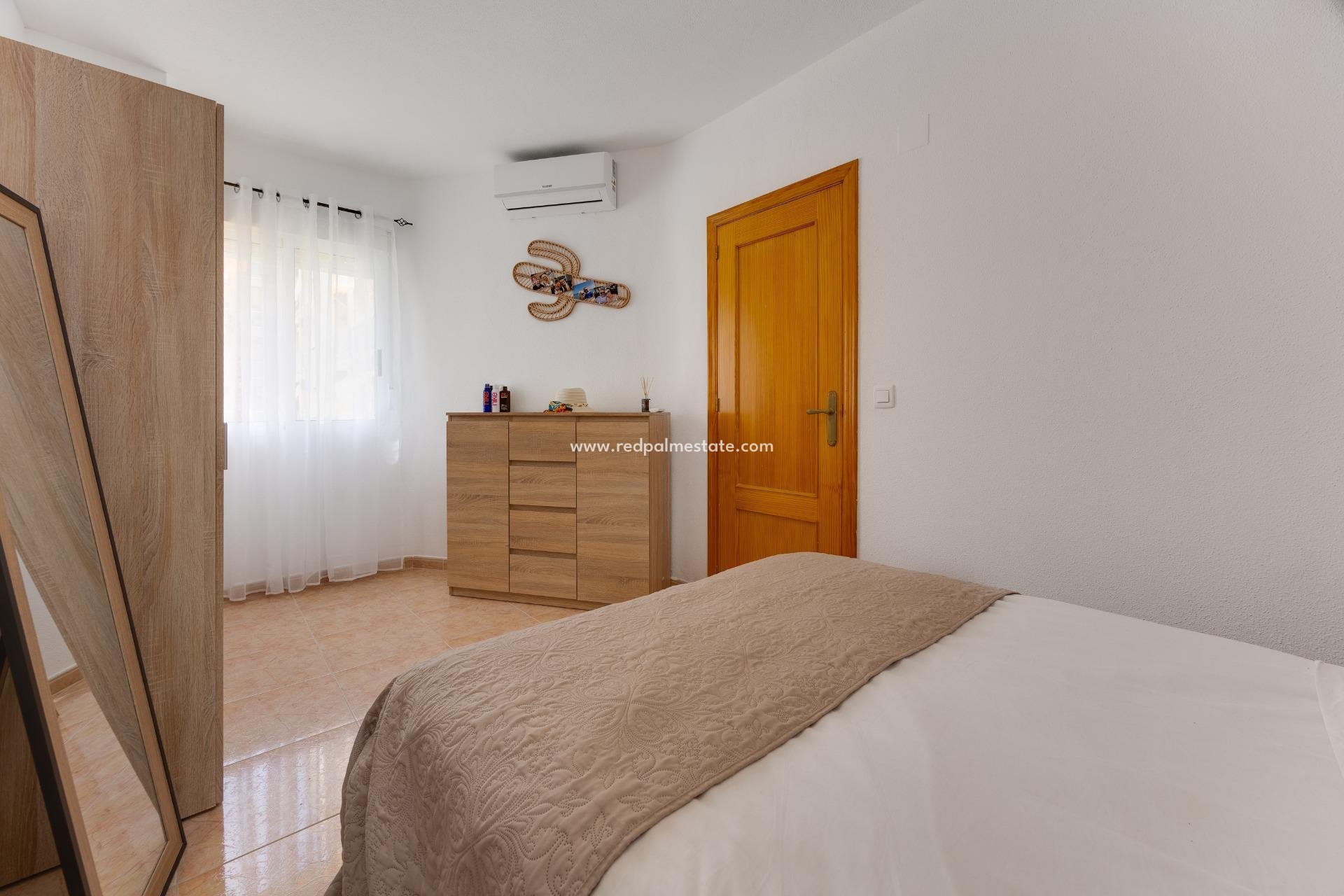 Revente - Appartement -
Torrevieja - Centro Torrevieja