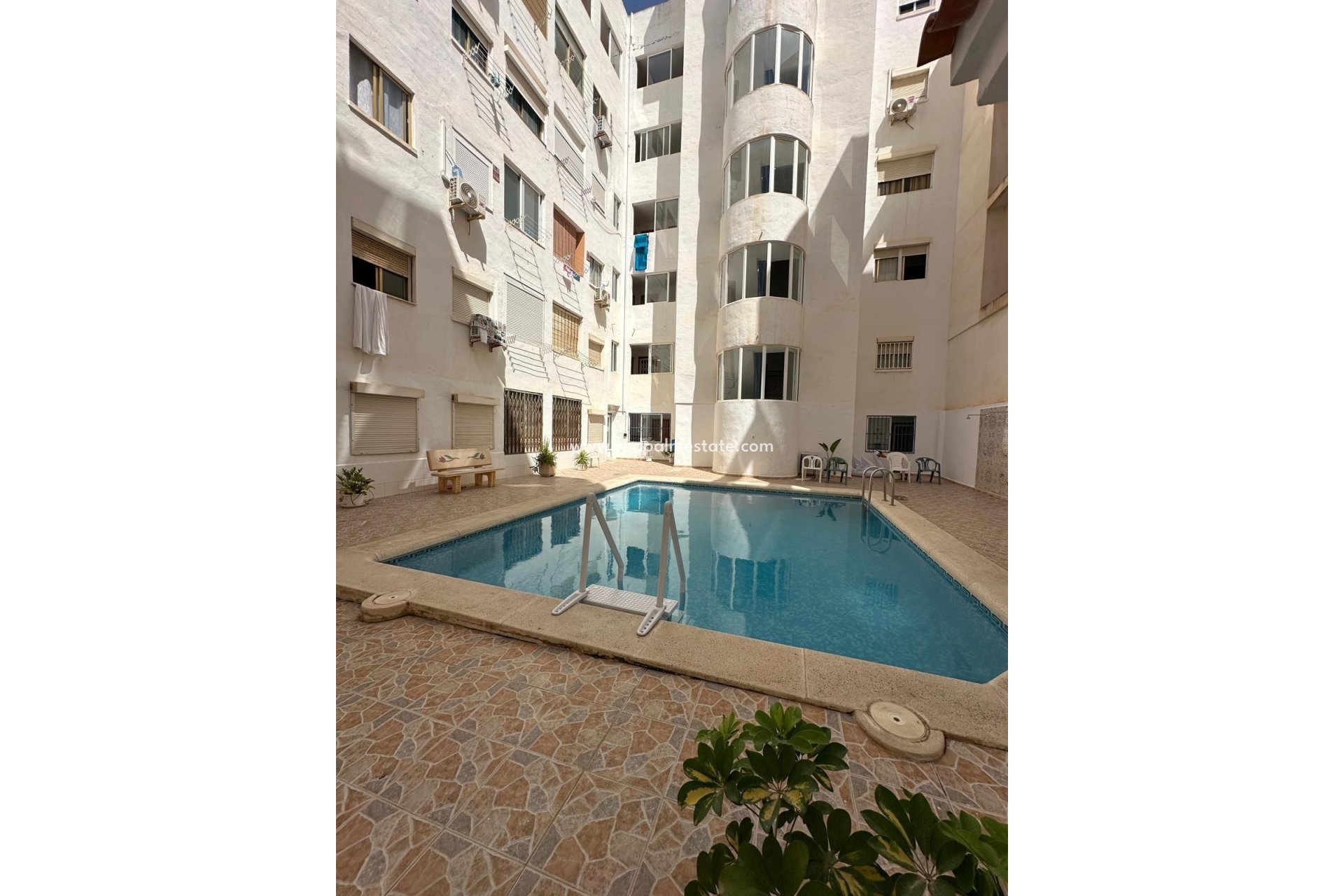 Revente - Appartement -
Torrevieja - Centro Torrevieja