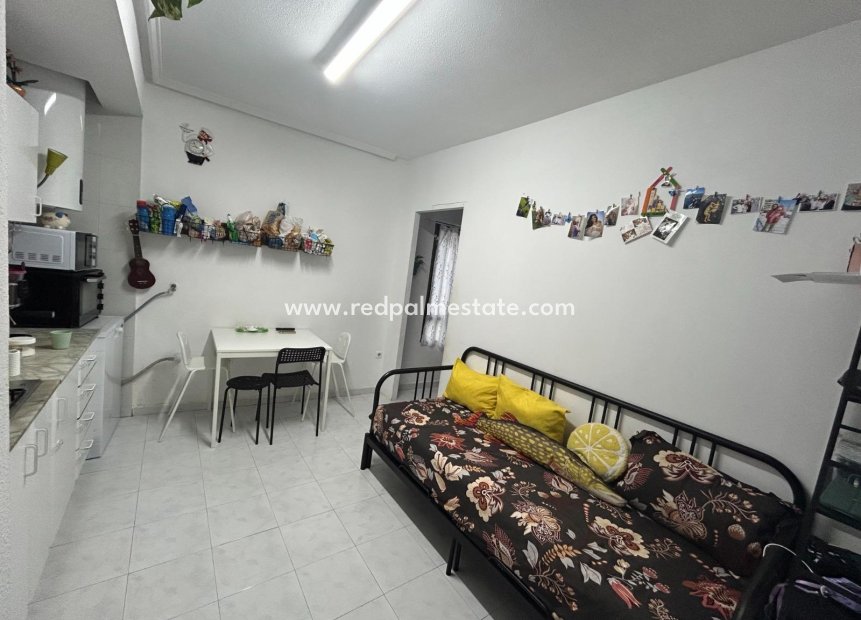 Revente - Appartement -
Torrevieja - Centro Torrevieja
