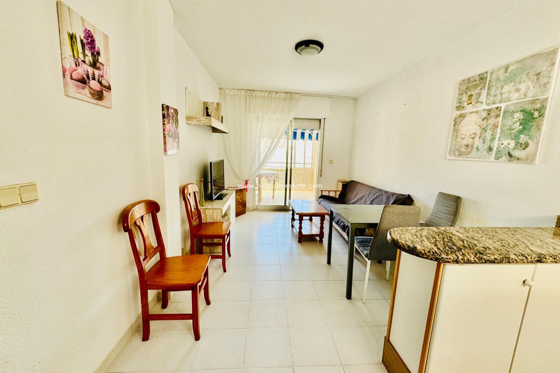 Revente - Appartement -
Torrevieja - Centro Torrevieja