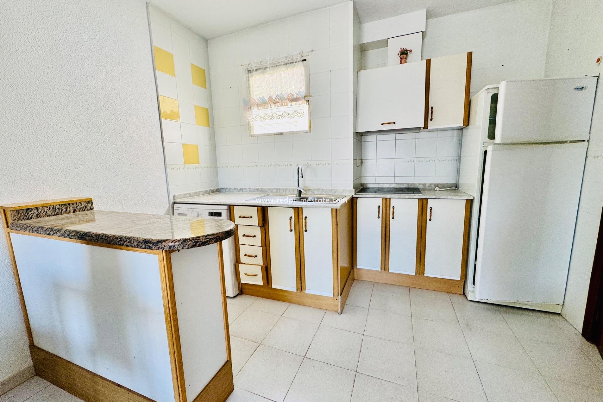 Revente - Appartement -
Torrevieja - Centro Torrevieja