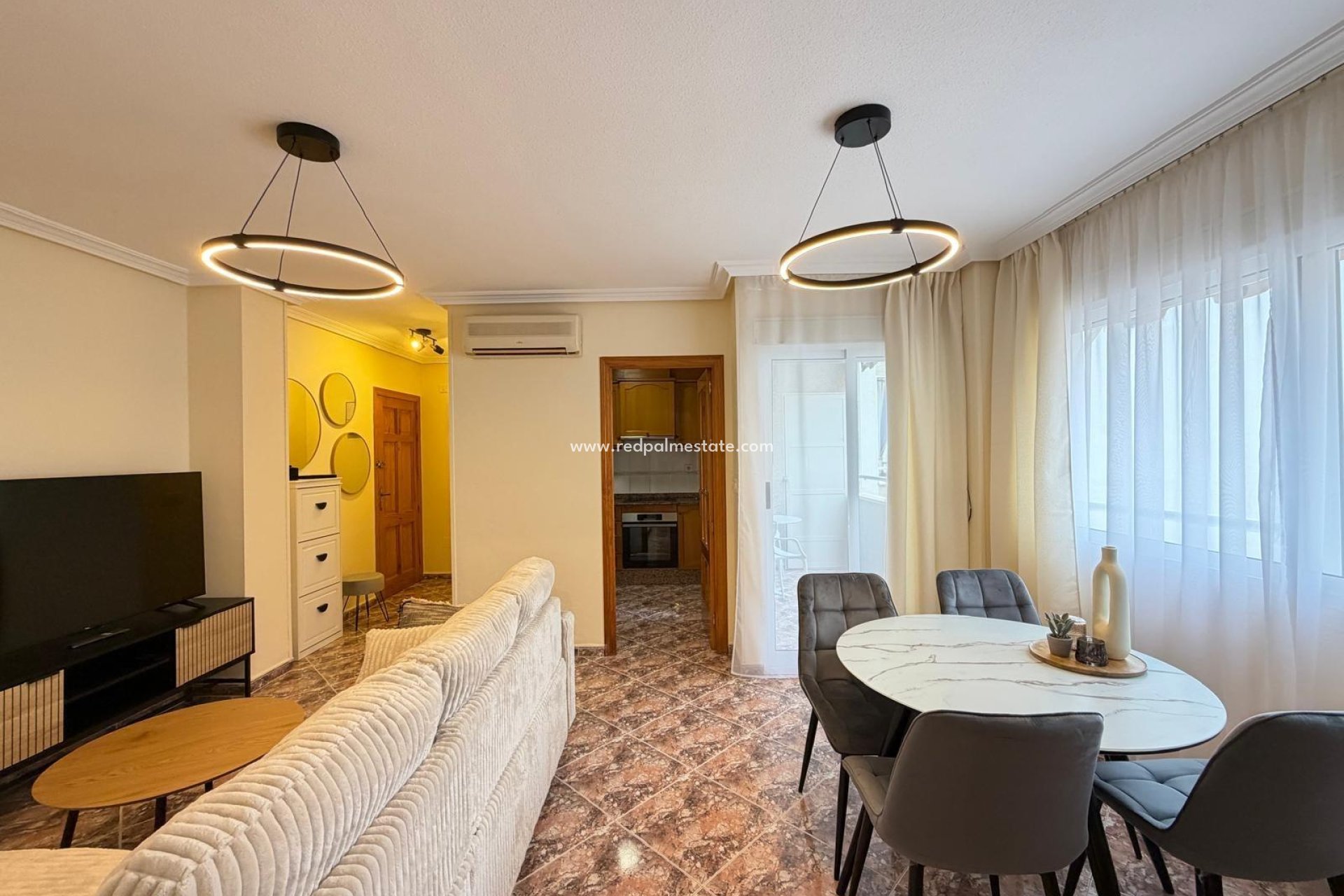 Revente - Appartement -
Torrevieja - Centro Torrevieja