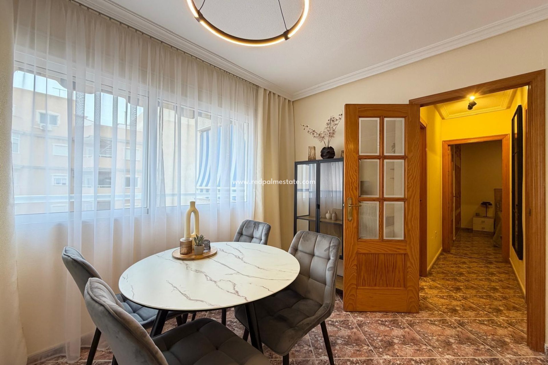 Revente - Appartement -
Torrevieja - Centro Torrevieja