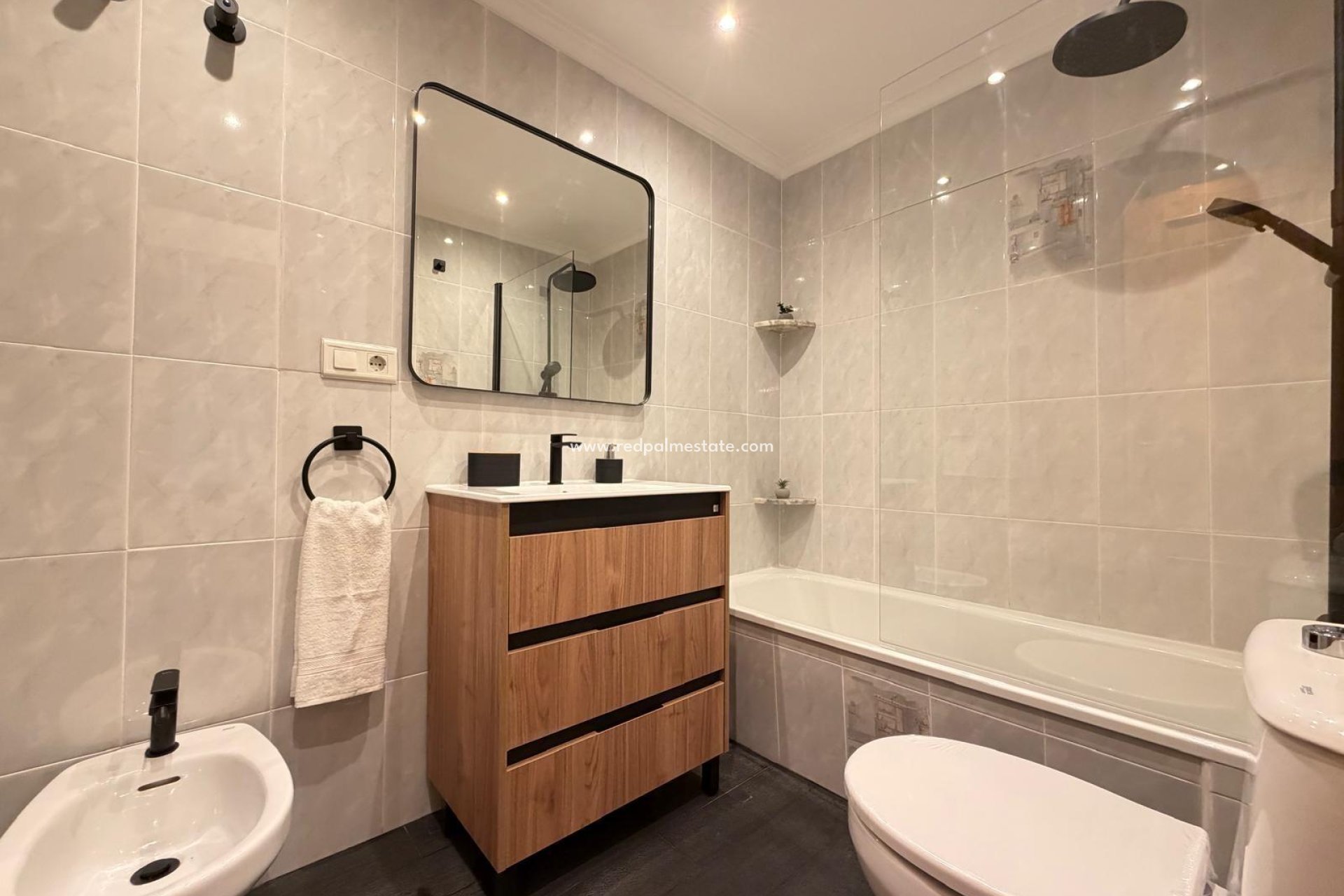 Revente - Appartement -
Torrevieja - Centro Torrevieja